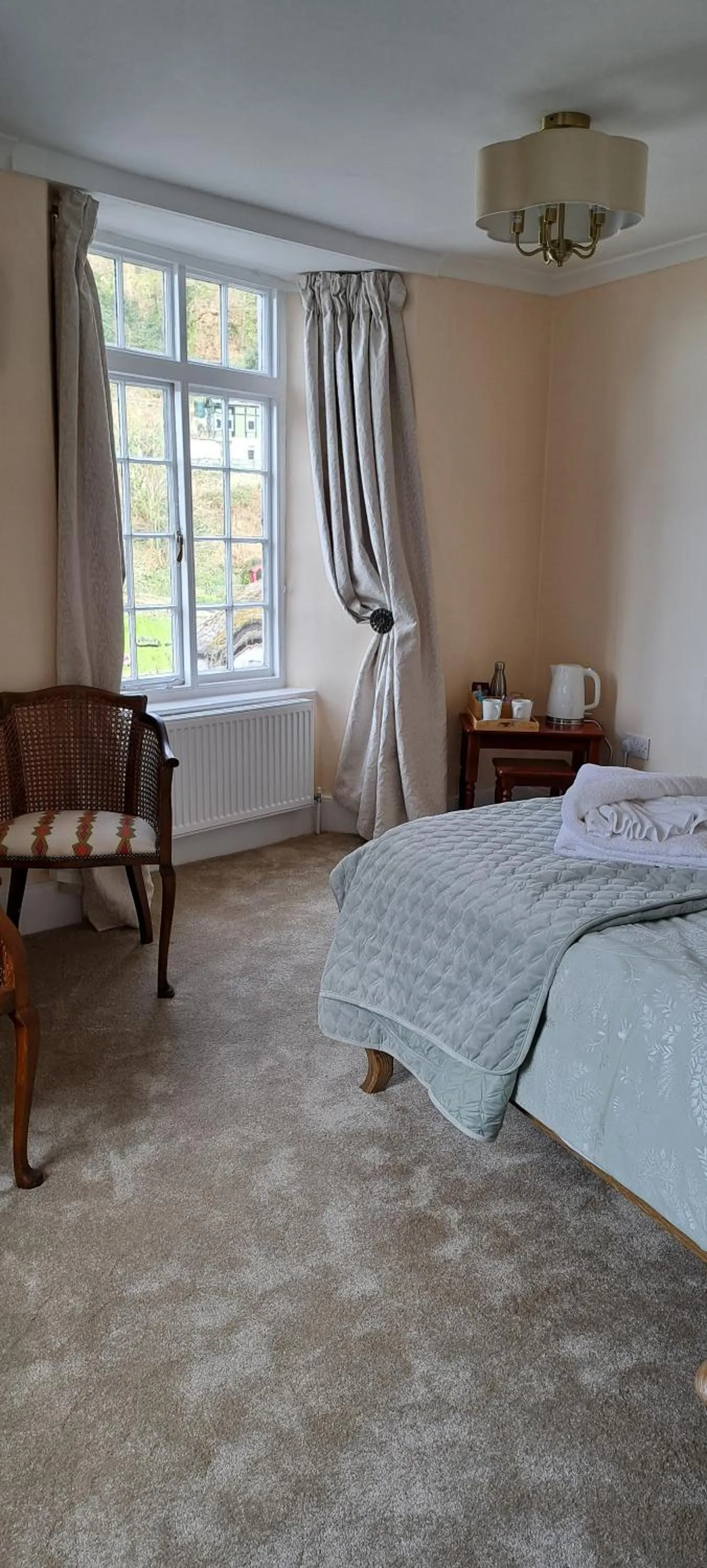 Bedroom, Bed in Orchard House Hotel