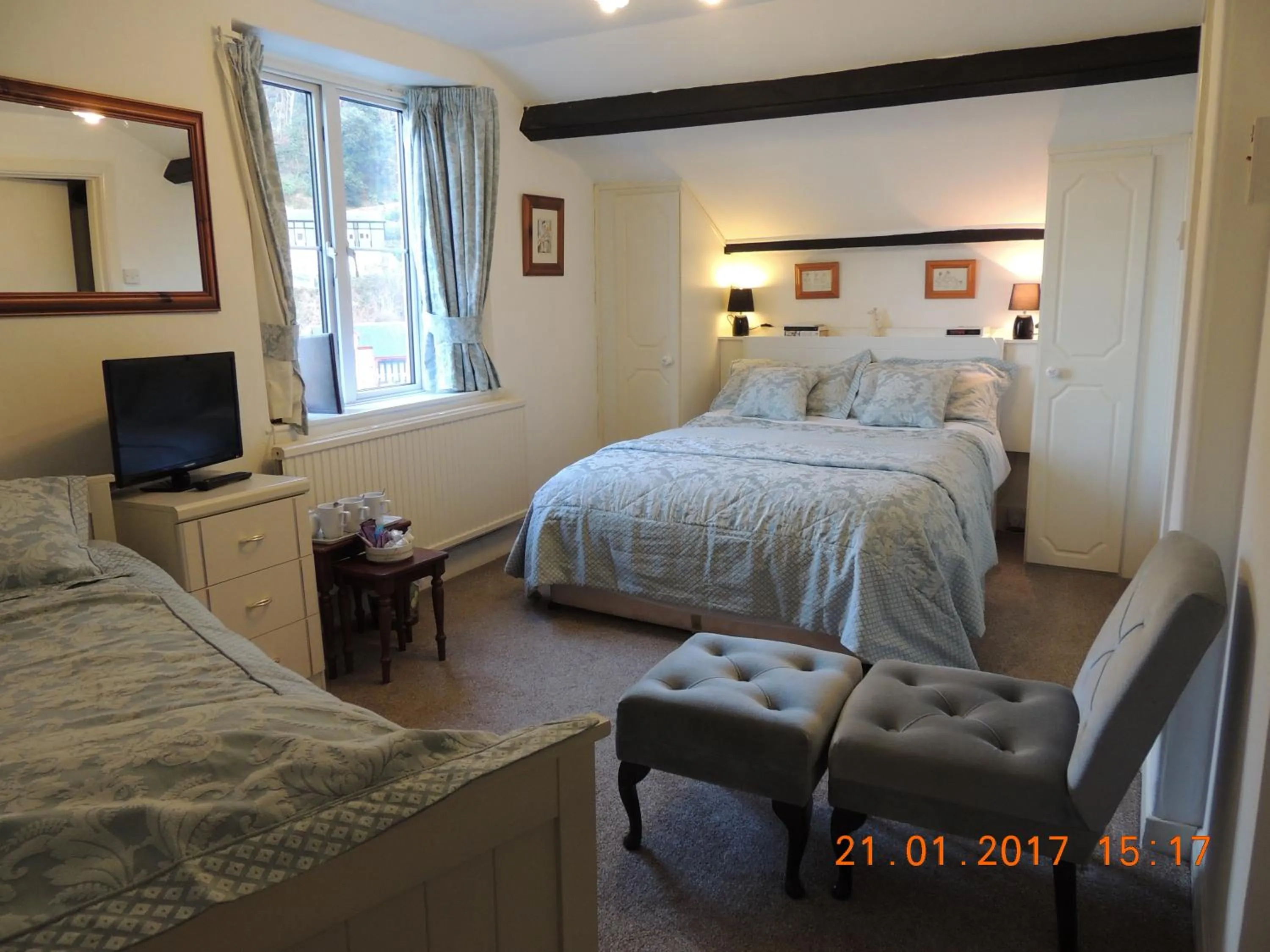 Photo of the whole room, Bed in Orchard House Hotel