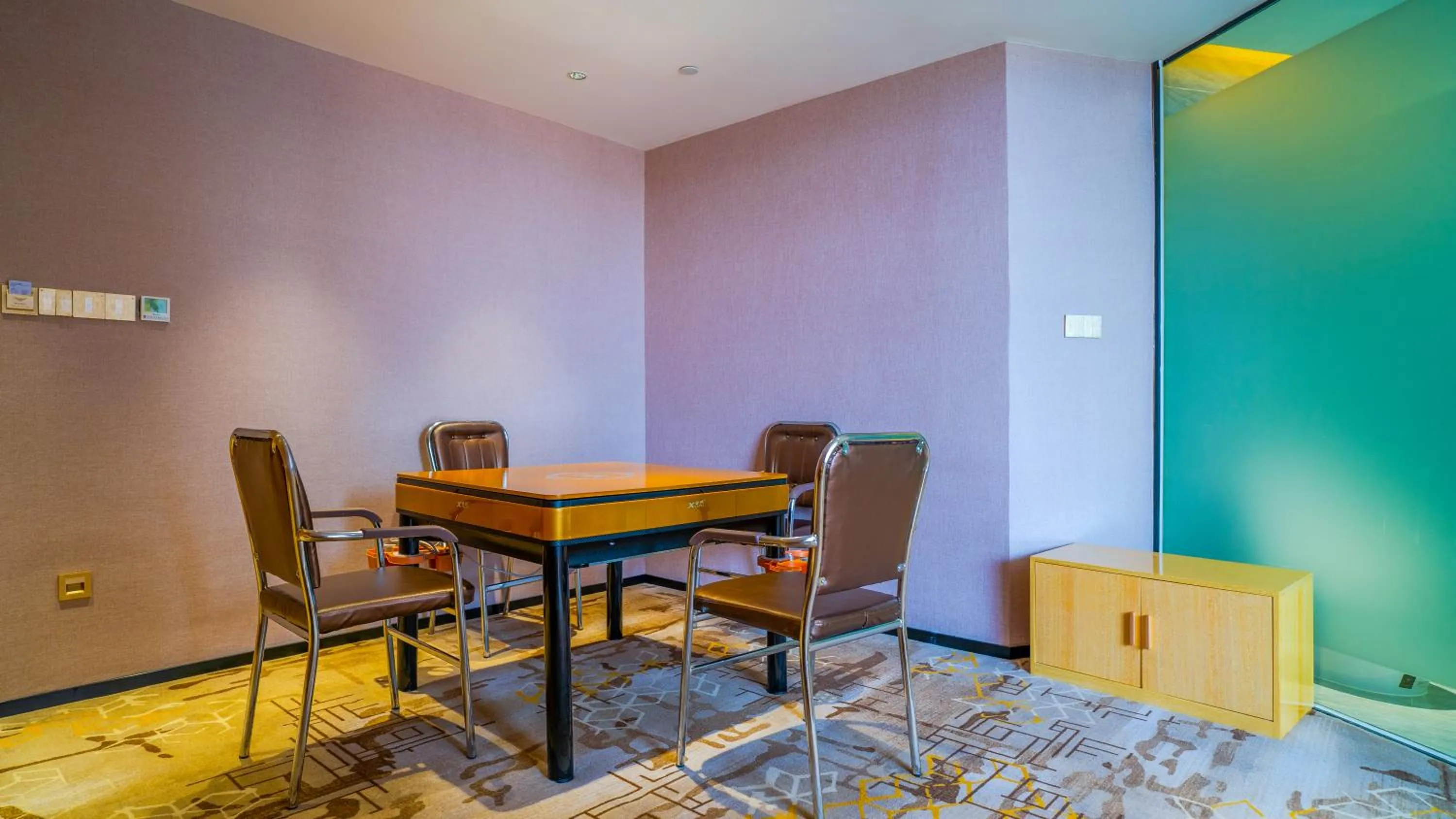 On site in Wansheng Hotel