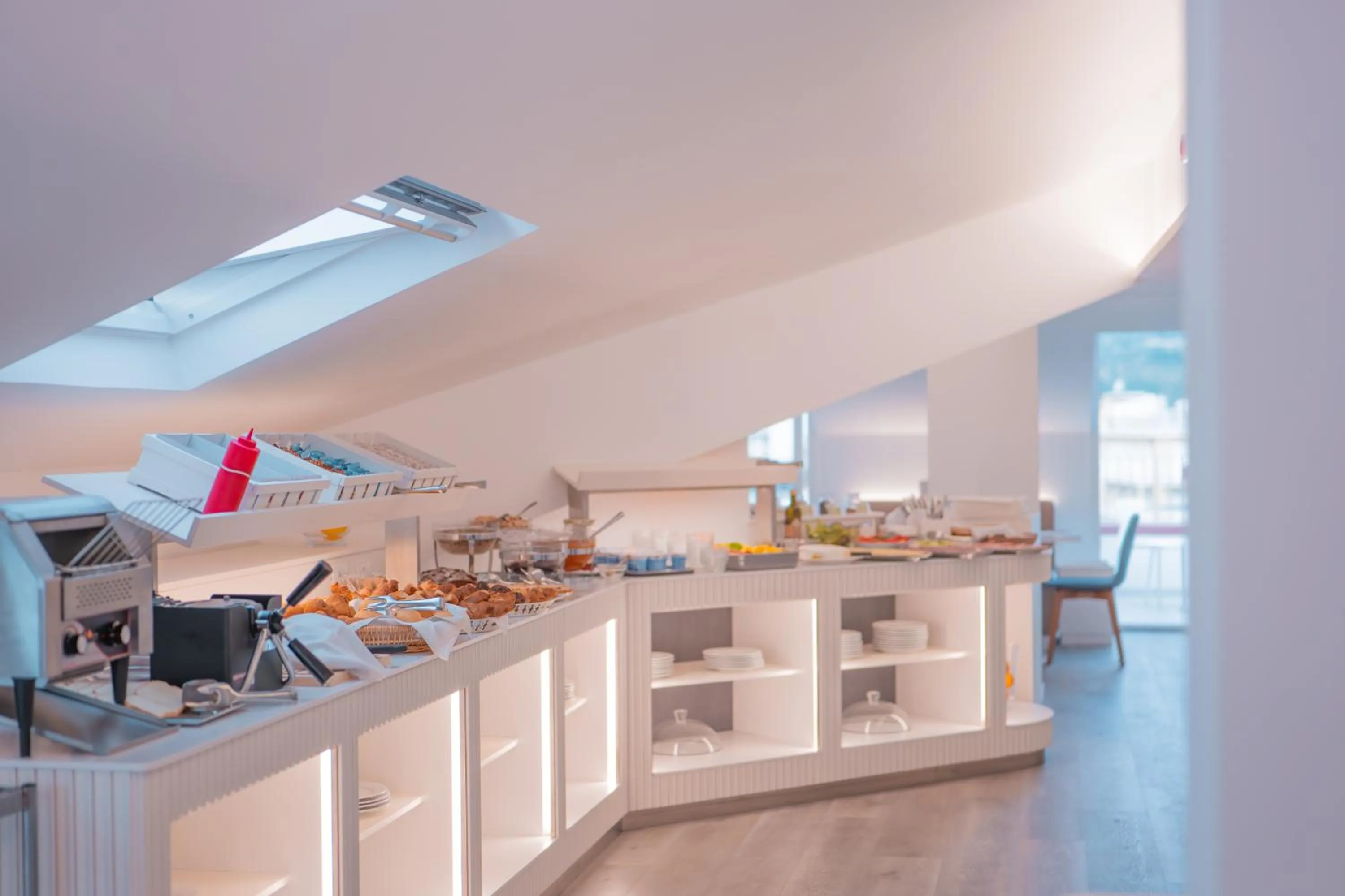 Restaurant/places to eat in Hotel Splendid