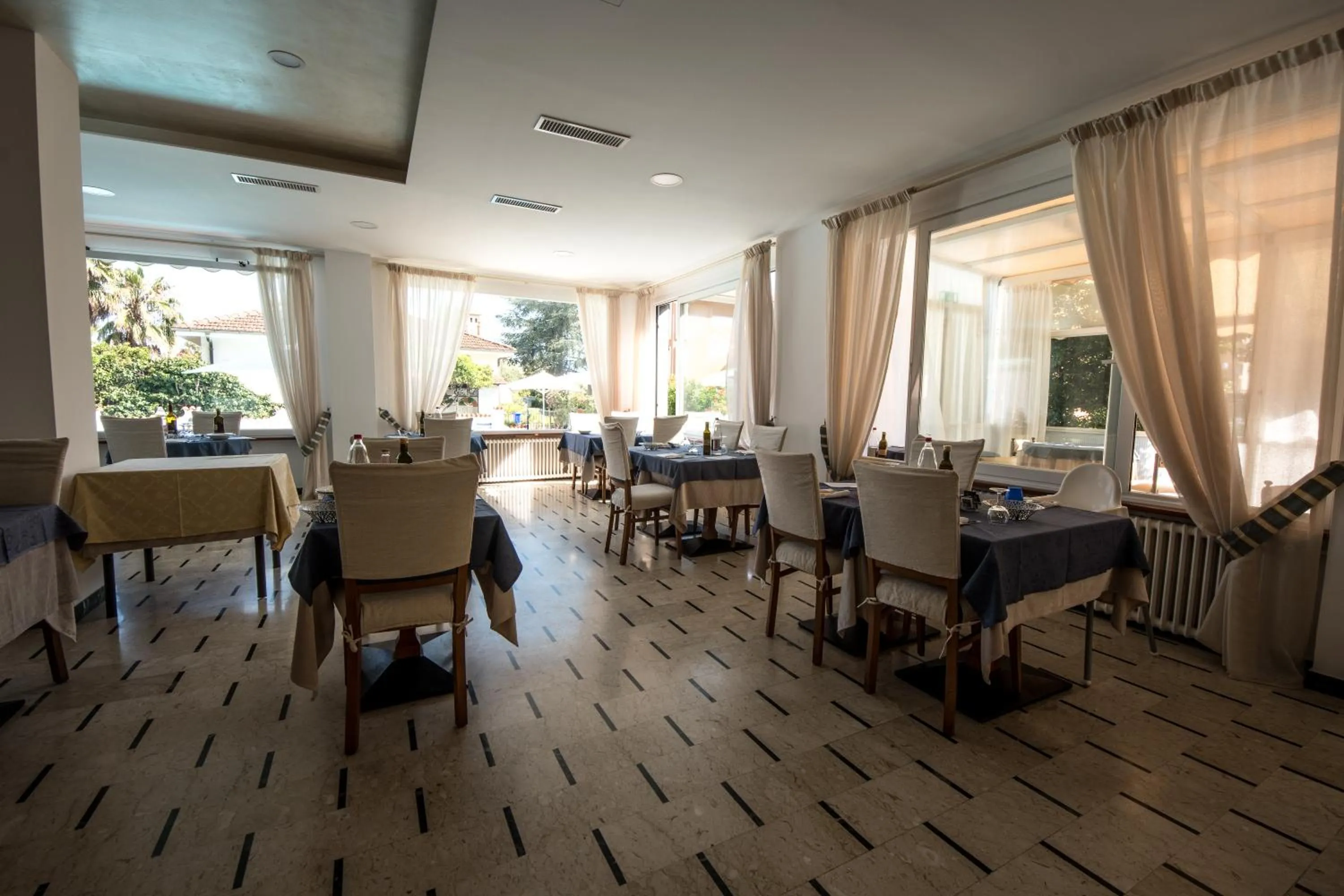 Meals in Hotel Splendid