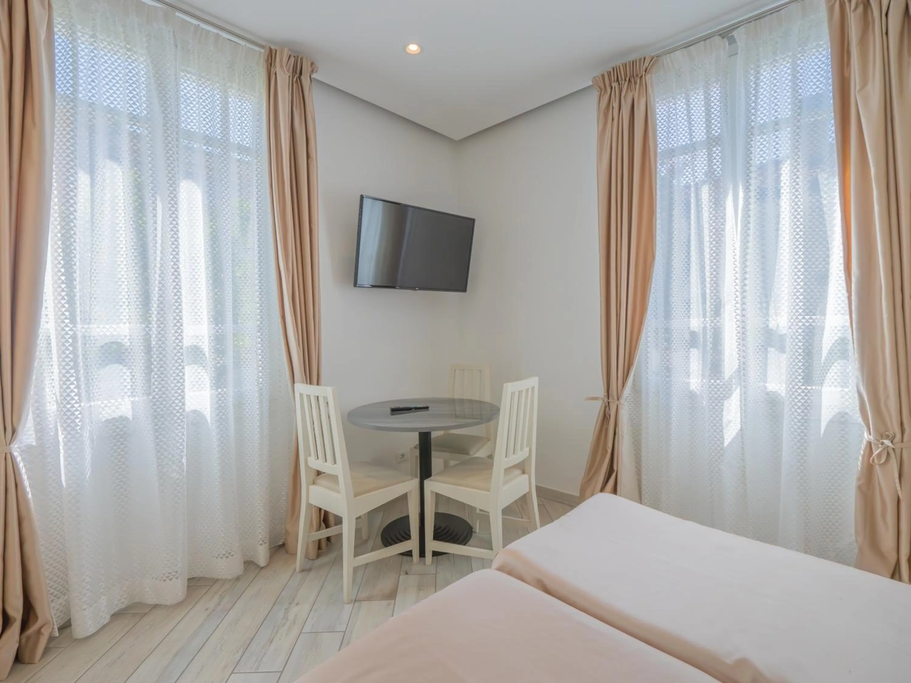 Bed in Hotel Splendid