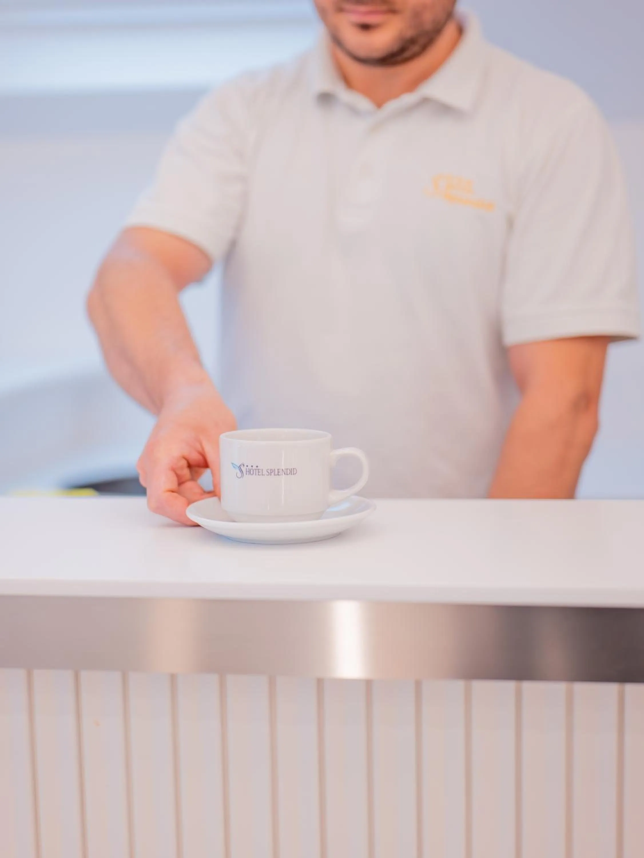 Restaurant/places to eat in Hotel Splendid