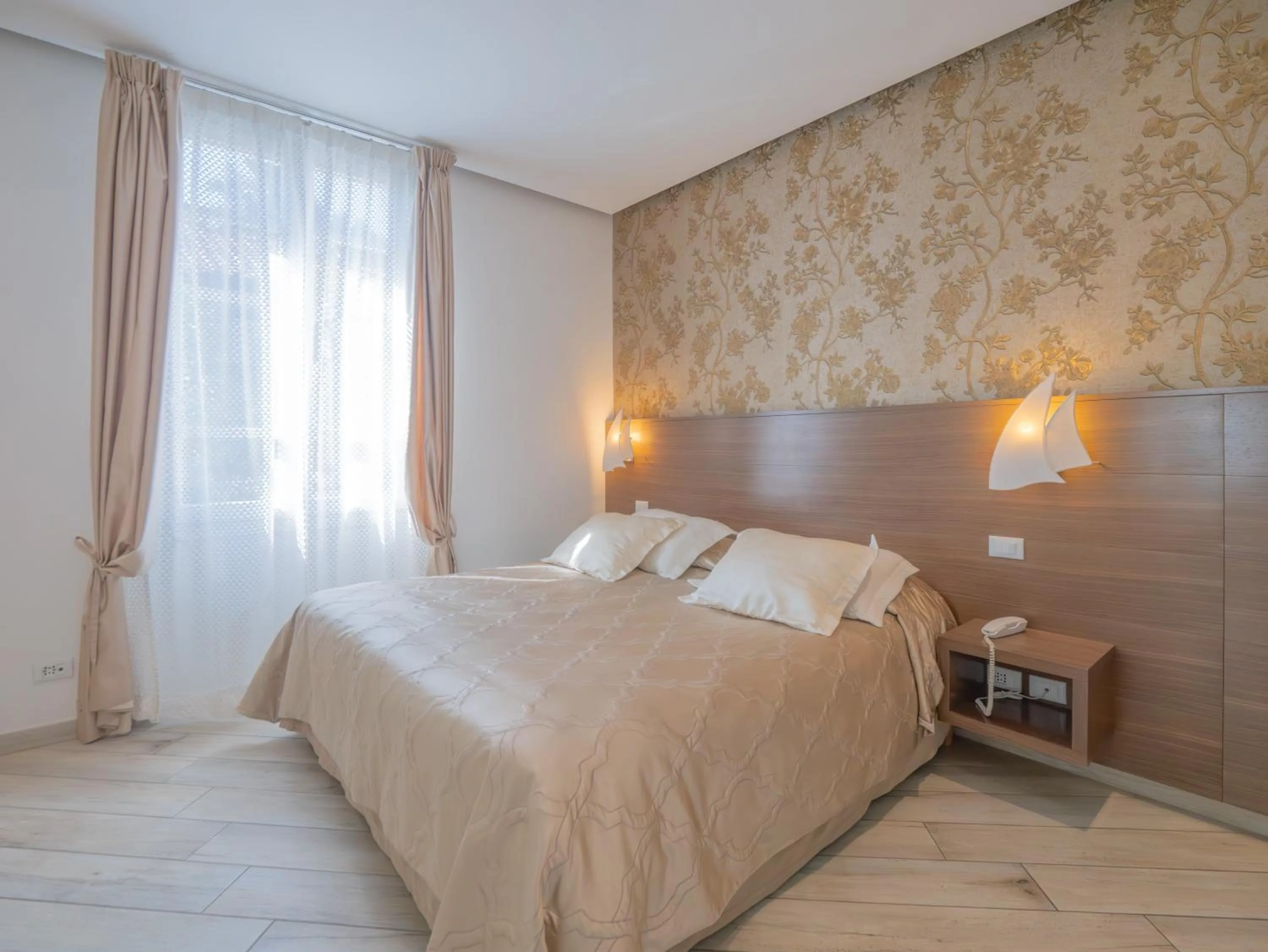 Bedroom, Bed in Hotel Splendid