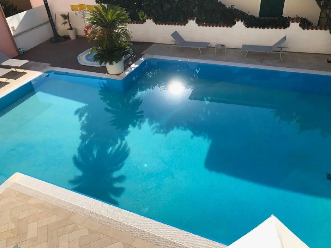 Pool view in Hotel Splendid