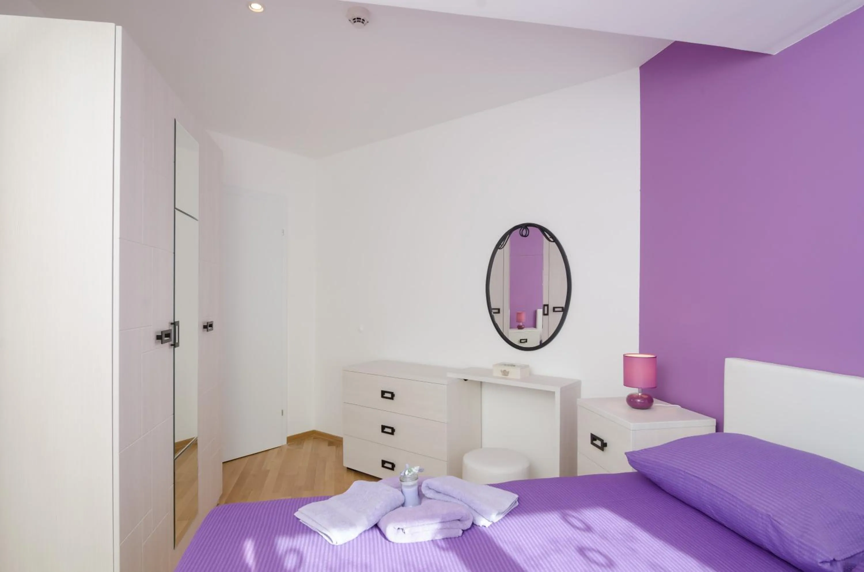 Bedroom, Bed in Apartment Atlant