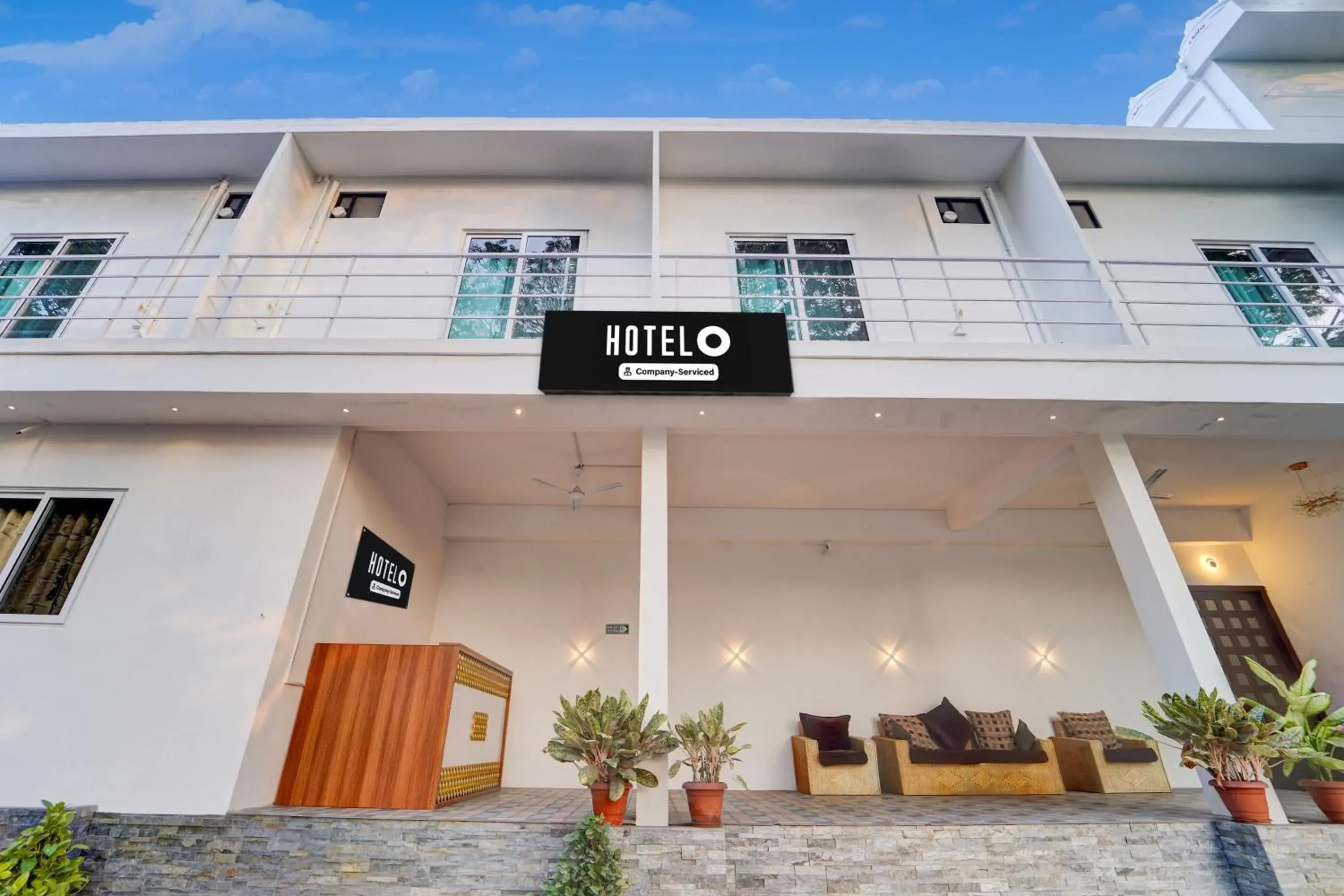 Hotel O Gandhi Nagar Near South Railway Backgate Hotel O Gandhi Nagar Near South Railway Backgate