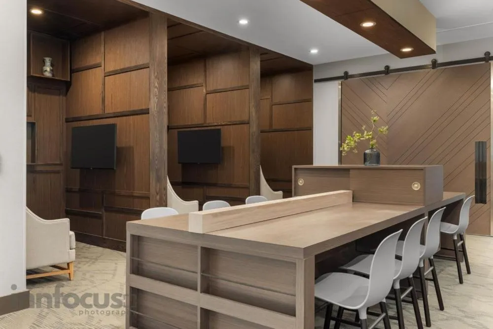 Business facilities in Hyatt Place Mississauga / Airport Corp Center