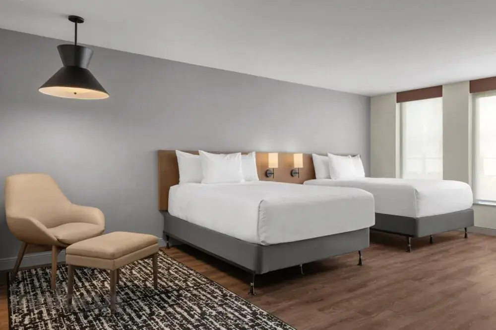 Queen Room with Two Queen Beds with Sofa Bed and Roll-In Shower - Disability Access in Hyatt Place Mississauga / Airport Corp Center Queen Room with Two Queen Beds with Sofa Bed and Roll-In Shower - Disability Access in Hyatt Place Mississauga / Airport Corp Center