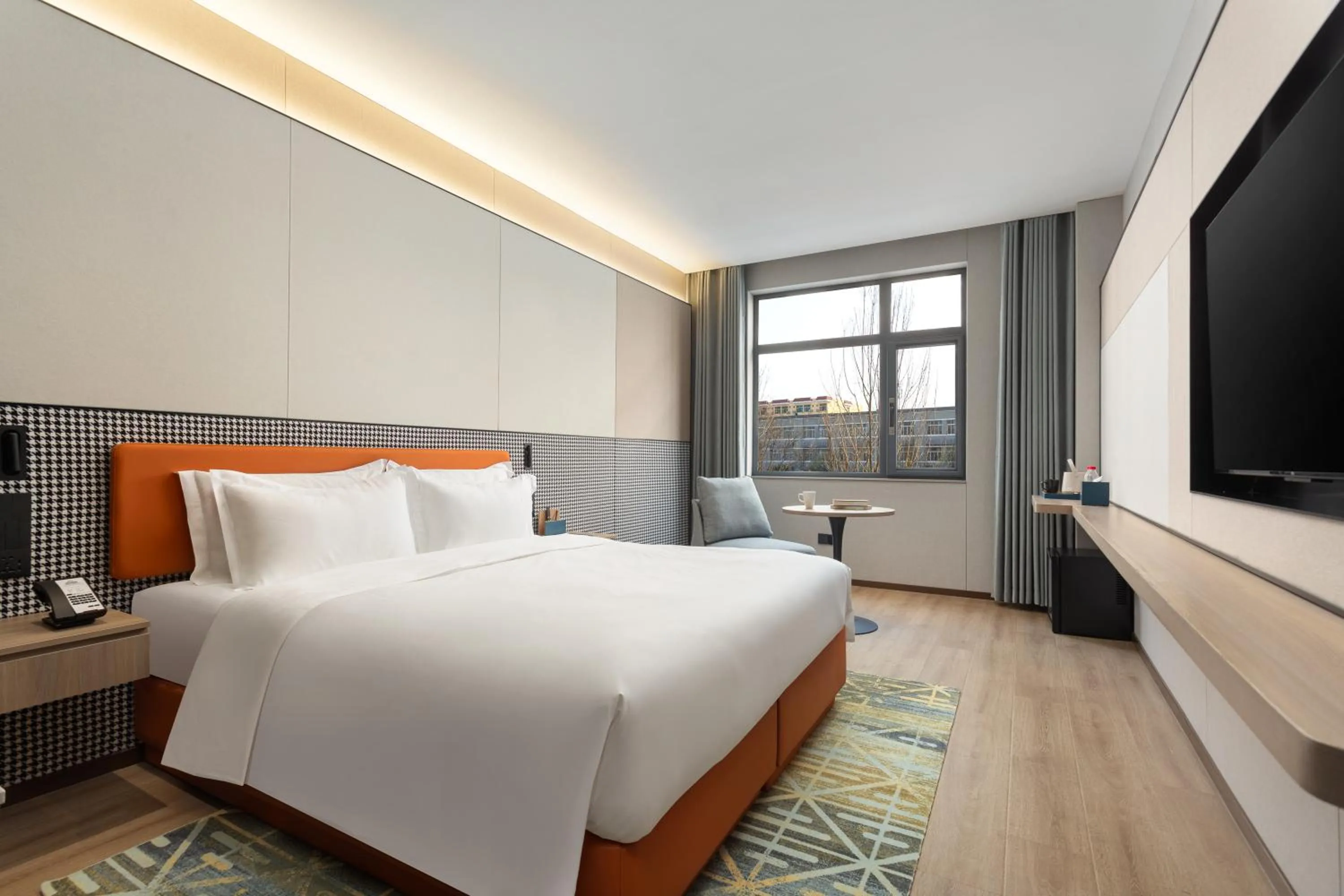 Photo of the whole room, Bed in Days Inn by Wyndham Xi'an Yanliang