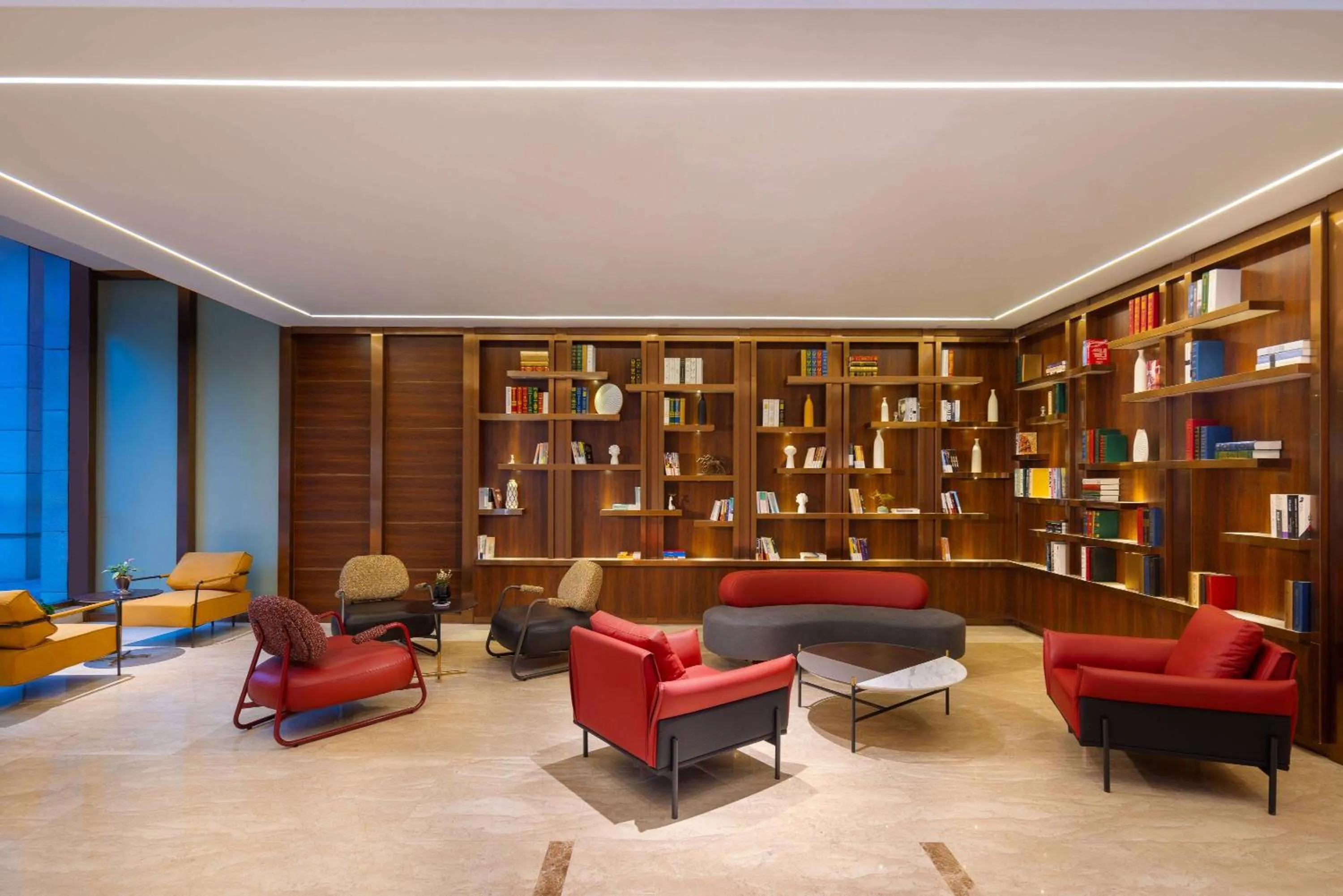 Lobby or reception in Ramada Encore by Wyndham Jingzhou Shashi