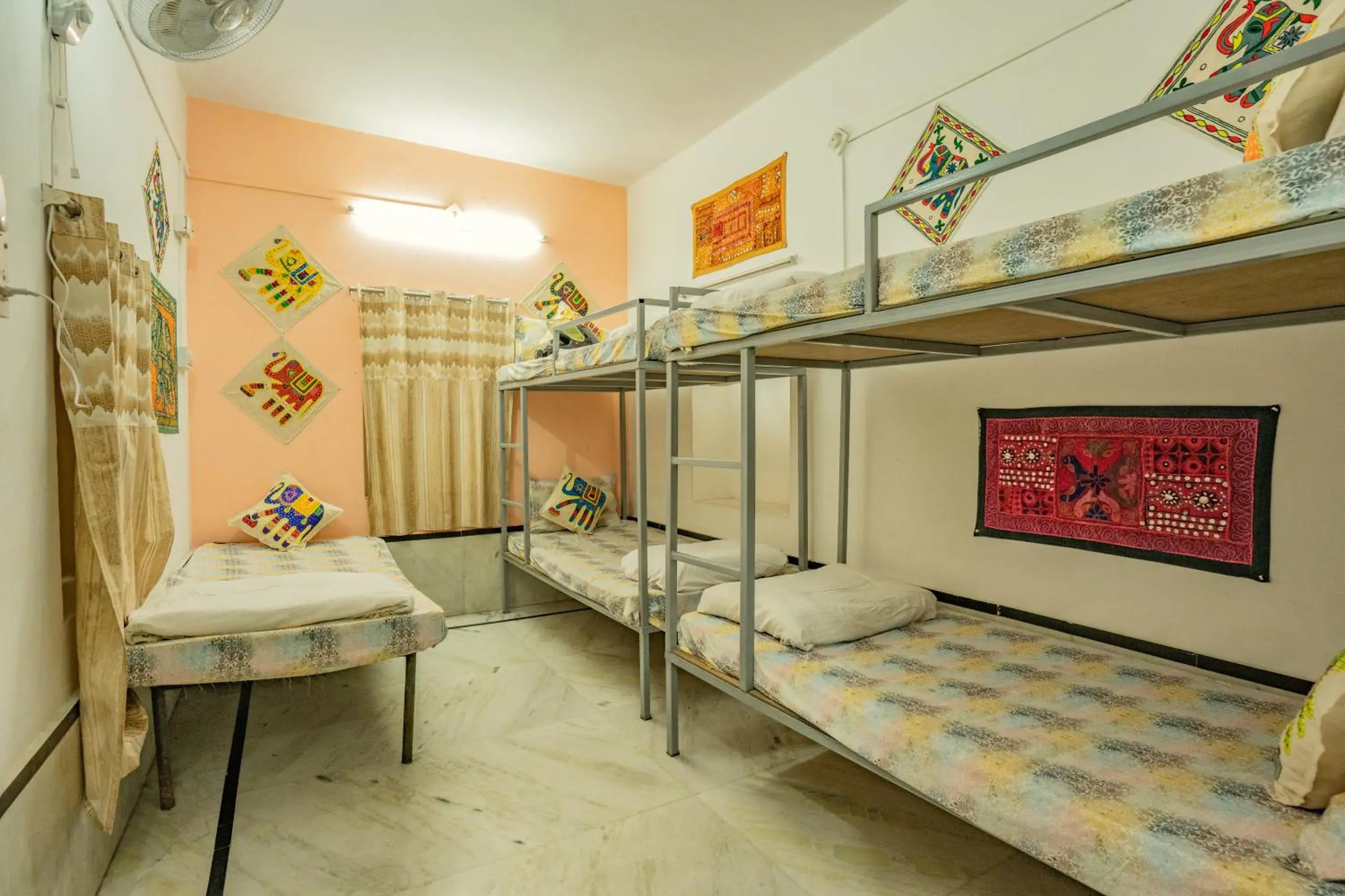 4-Bed Mixed Dormitory Room in Happy Trails Hostel Jaisalmer 4-Bed Mixed Dormitory Room in Happy Trails Hostel Jaisalmer