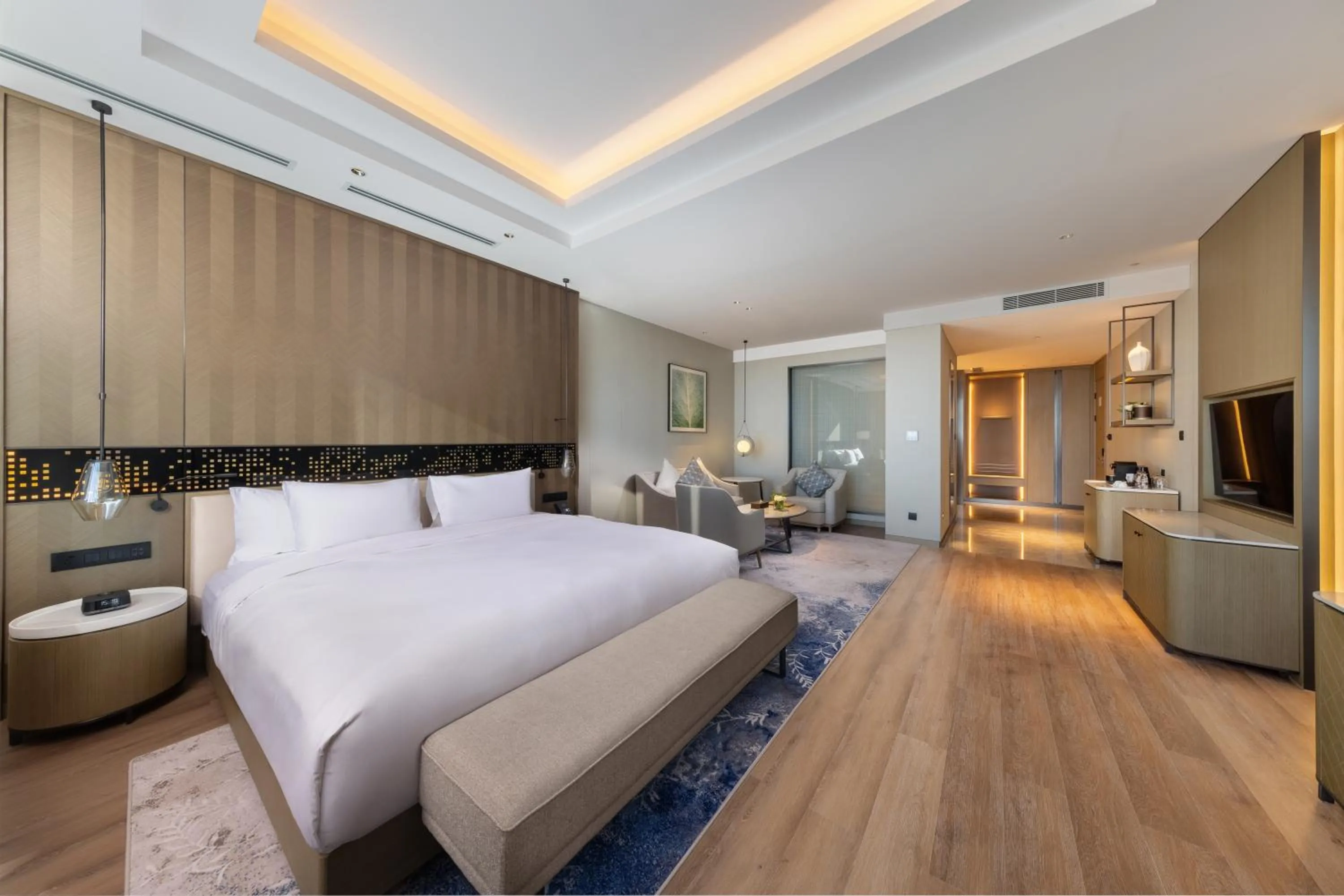 Grand Deluxe King Bed in Braira Hafar Al-Batin