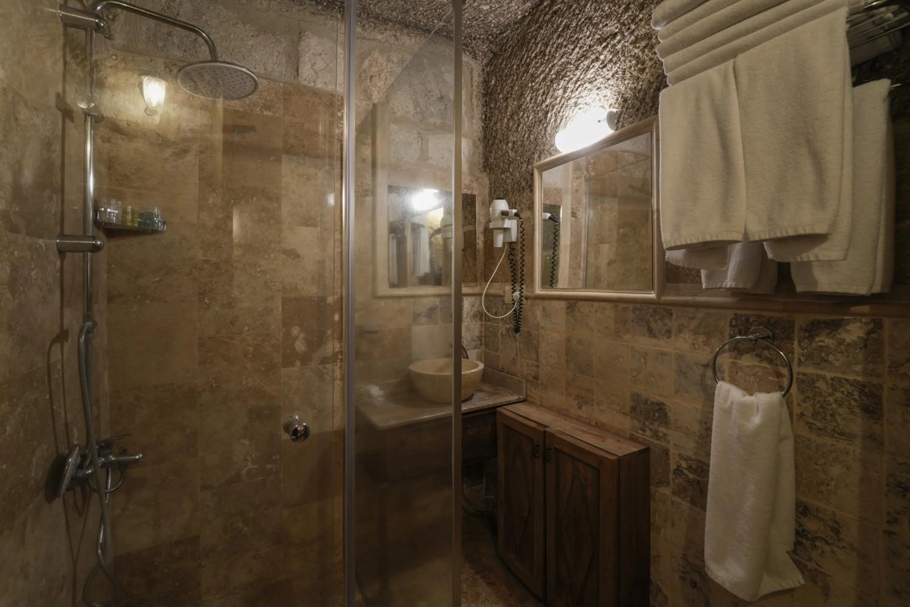 Bathroom in Tekkaya Cave Hotel