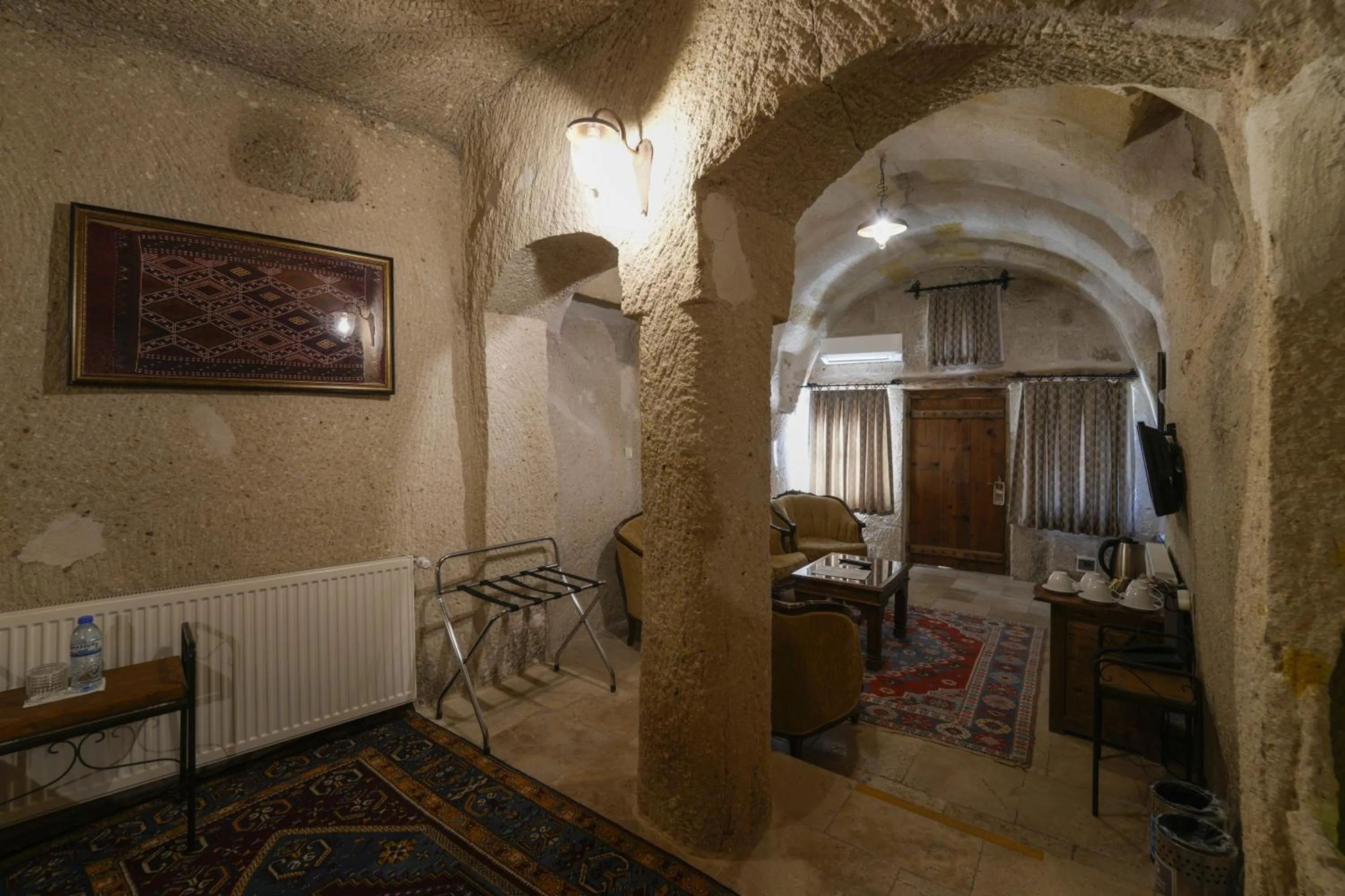 TV and multimedia in Tekkaya Cave Hotel