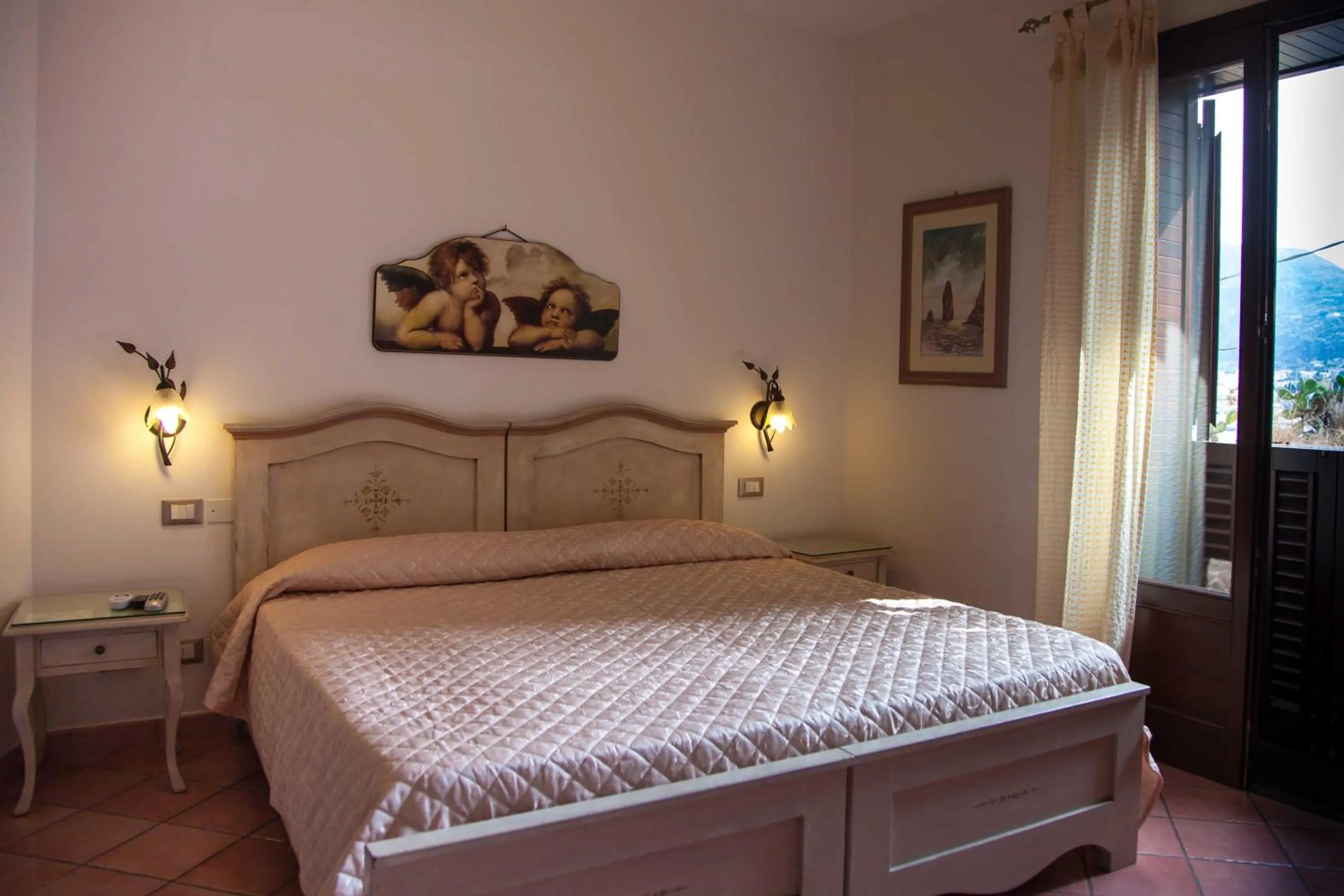 Bedroom, Bed in B&B Alta Marea Lipari