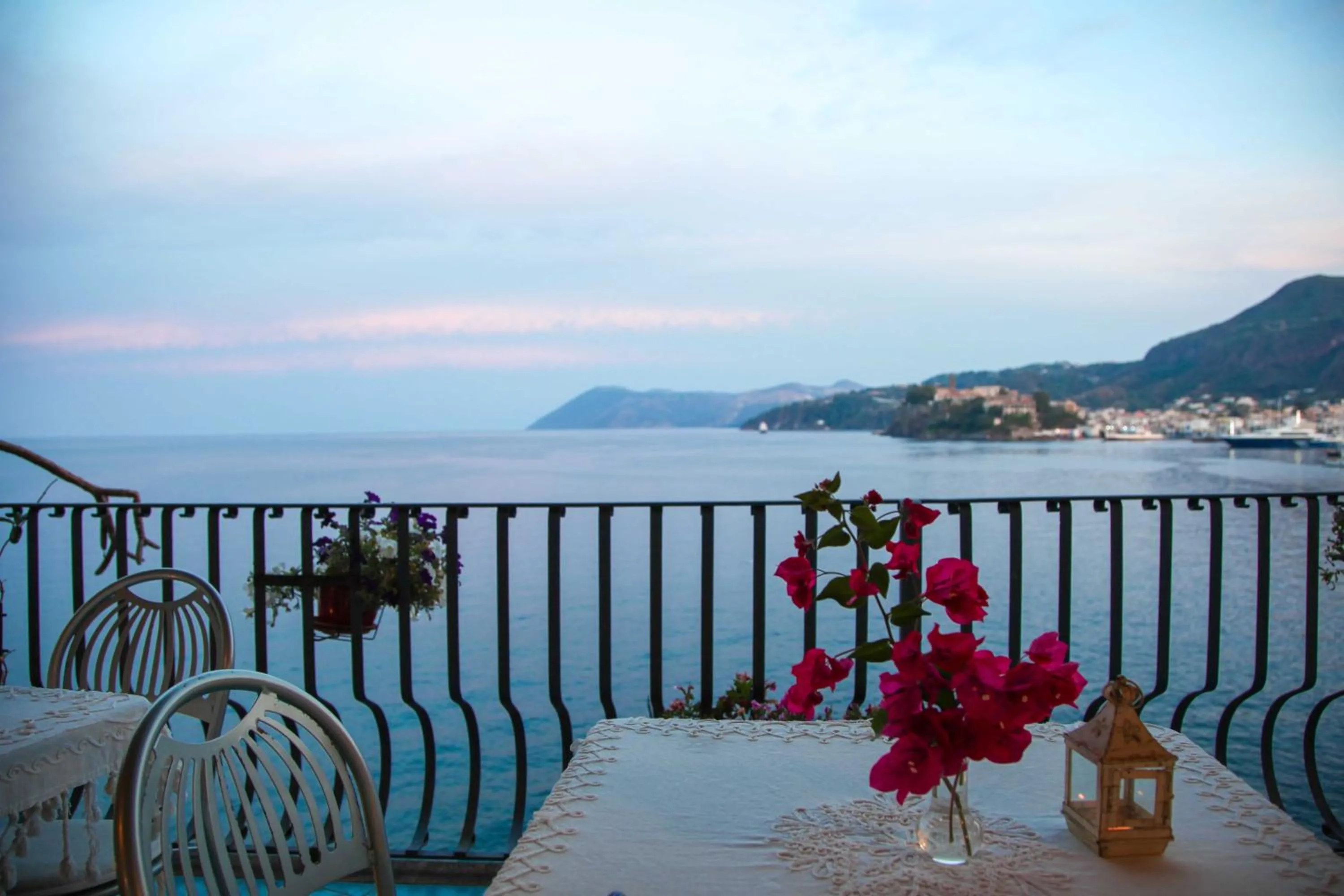 Balcony/Terrace in B&B Alta Marea Lipari