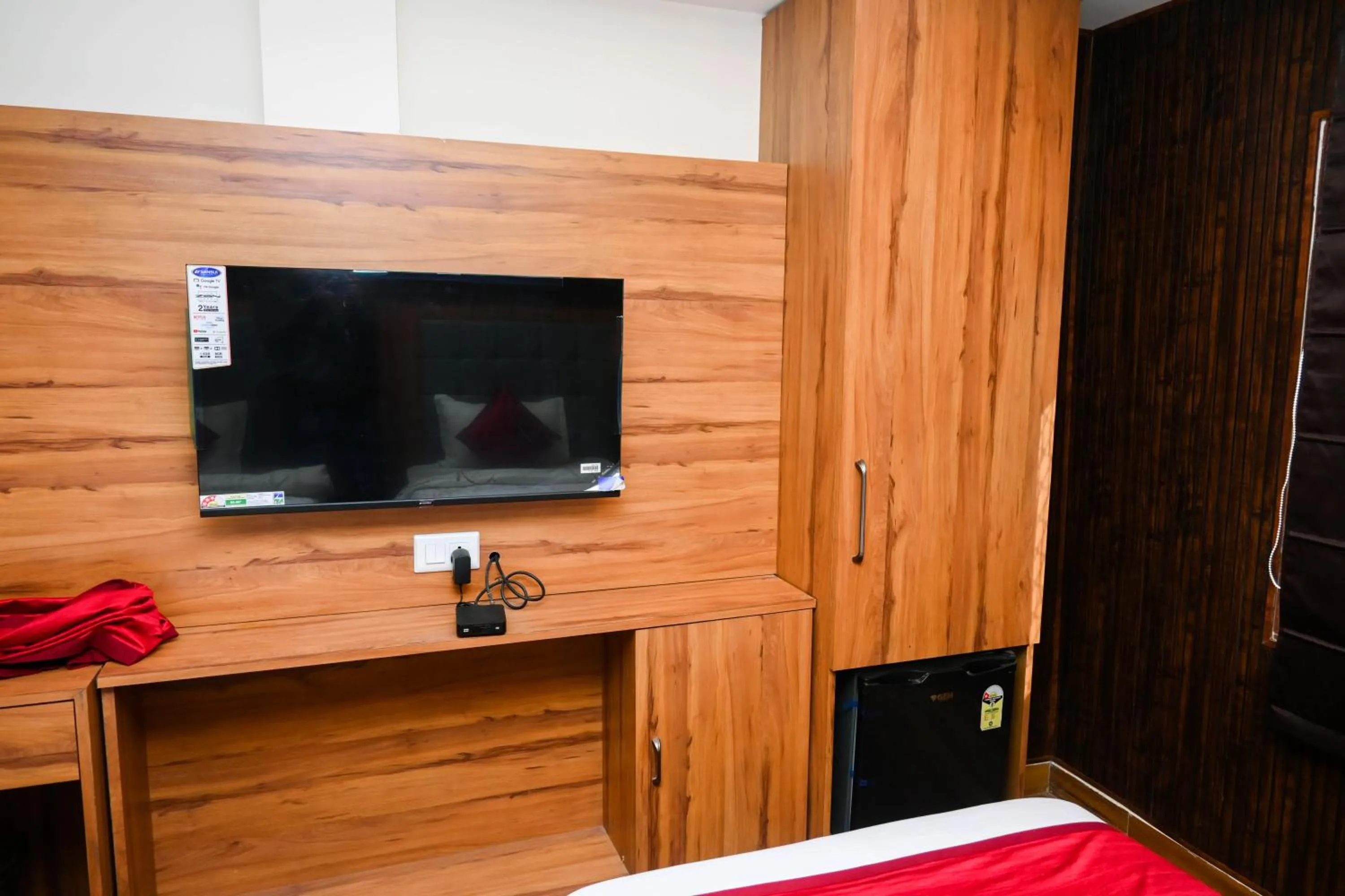 Bed in Hotel Siddhant Palace