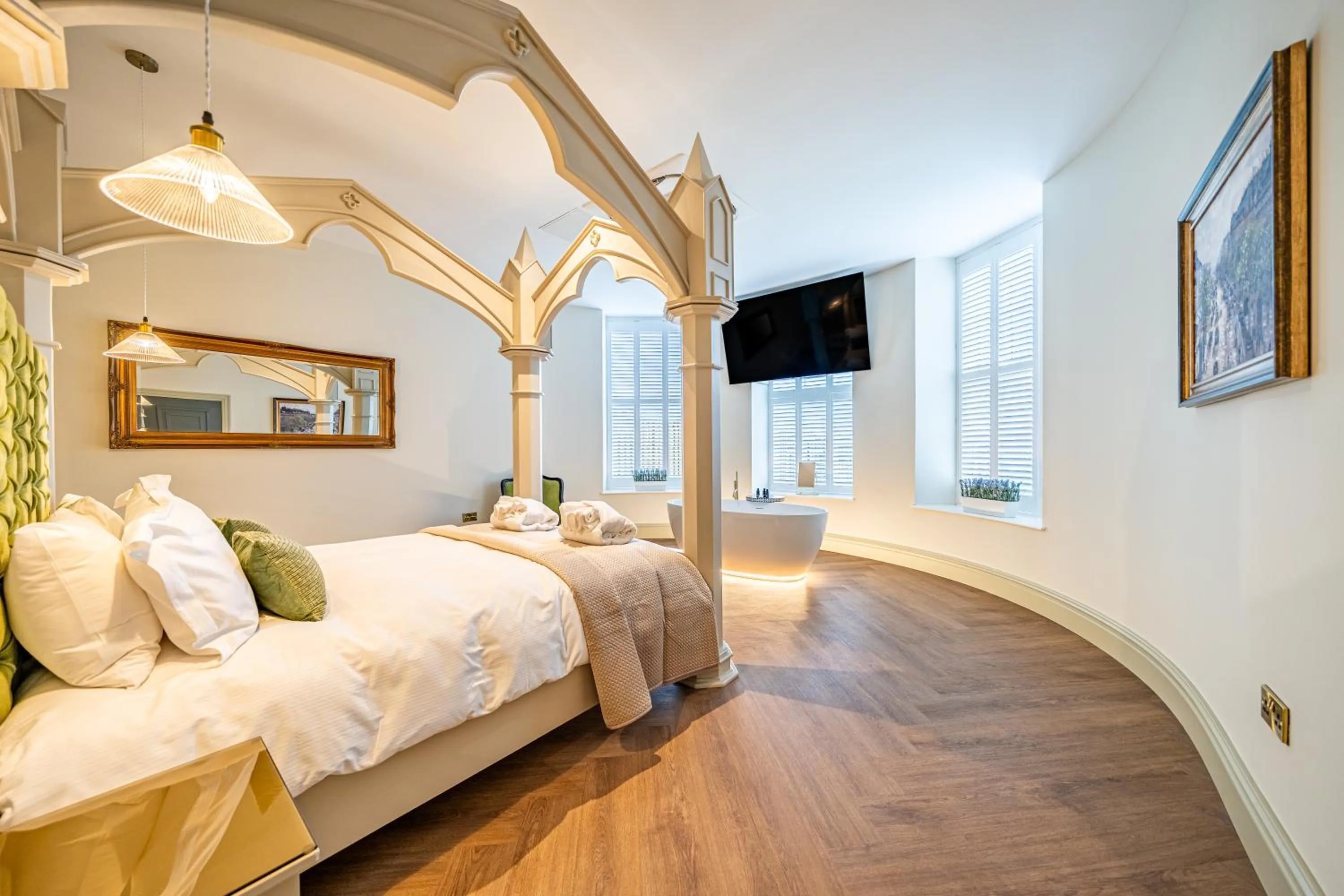 Bedroom, Bed in St Marys Quarters