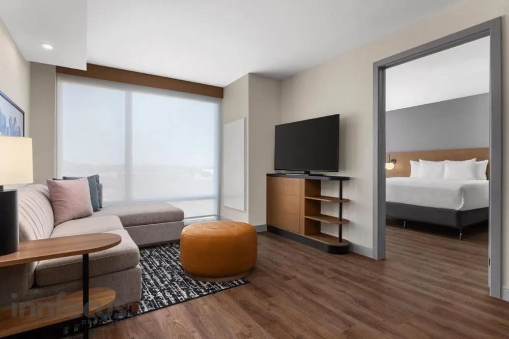 Bed in Hyatt House Mississauga / Airport Corp Center