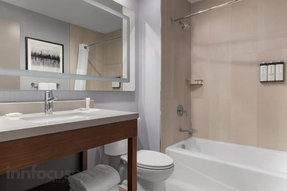 Hyatt House Mississauga / Airport Corp Center