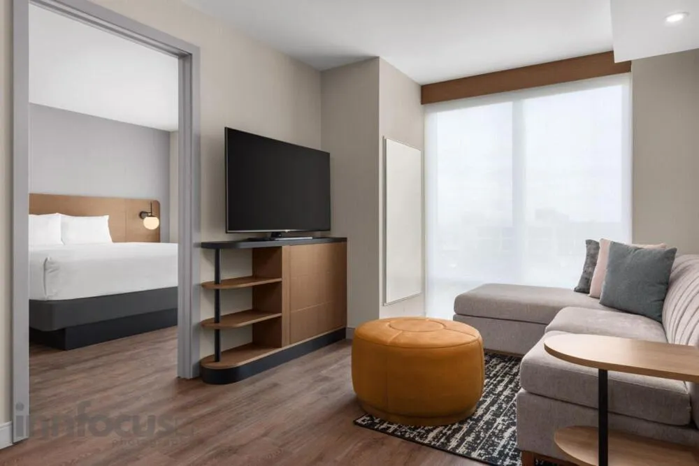 Bed in Hyatt House Mississauga / Airport Corp Center