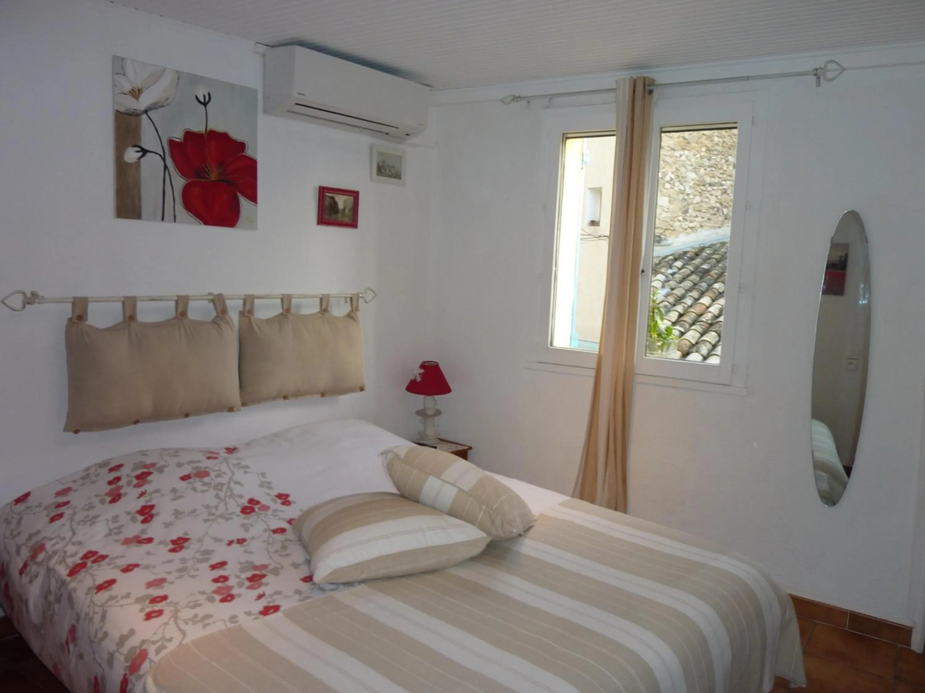 Bedroom, Bed in Gite Fa Mille maison bleu