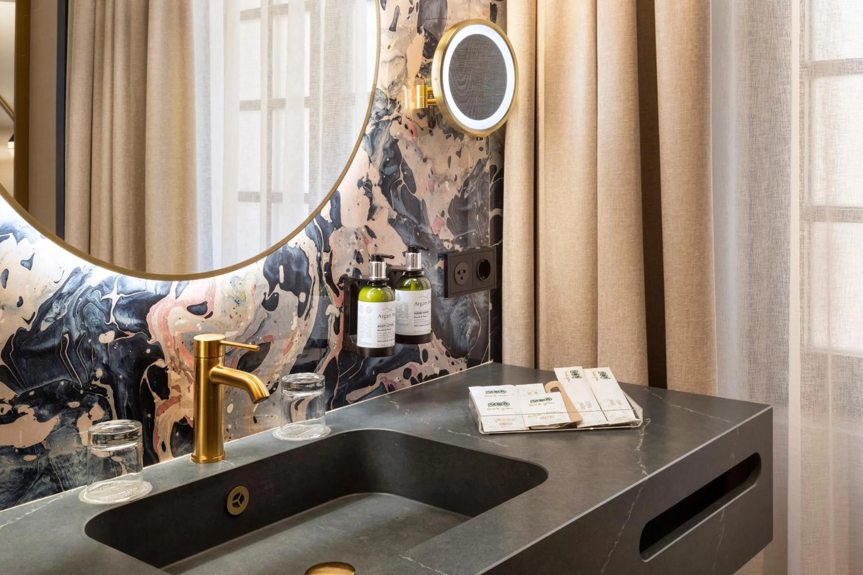 Bathroom in Catalonia Puerta del Mar