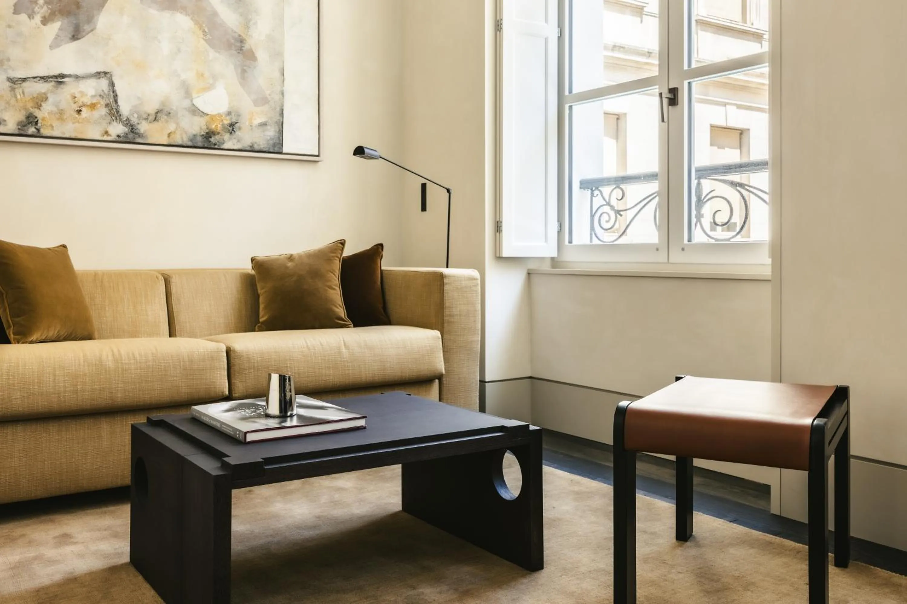 Living room in Mondovi Luxury Suites