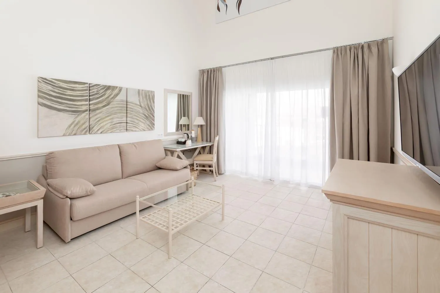 Photo of the whole room in Gran Castillo Tagoro Family & Fun Playa Blanca