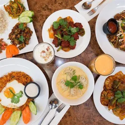 Restaurant/places to eat in Hotel The Lotus