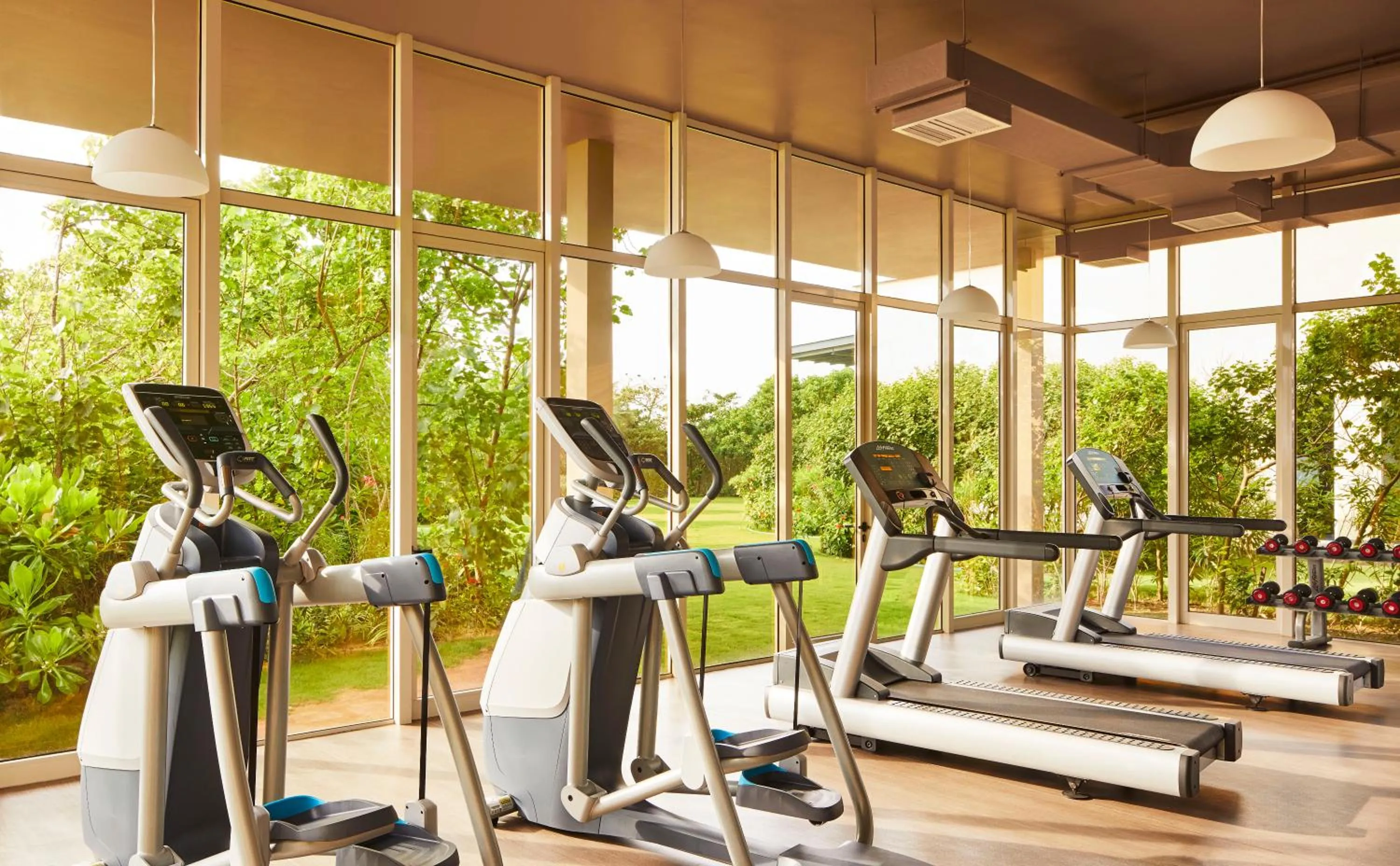 Fitness centre/facilities in Sentido Heritance Negombo