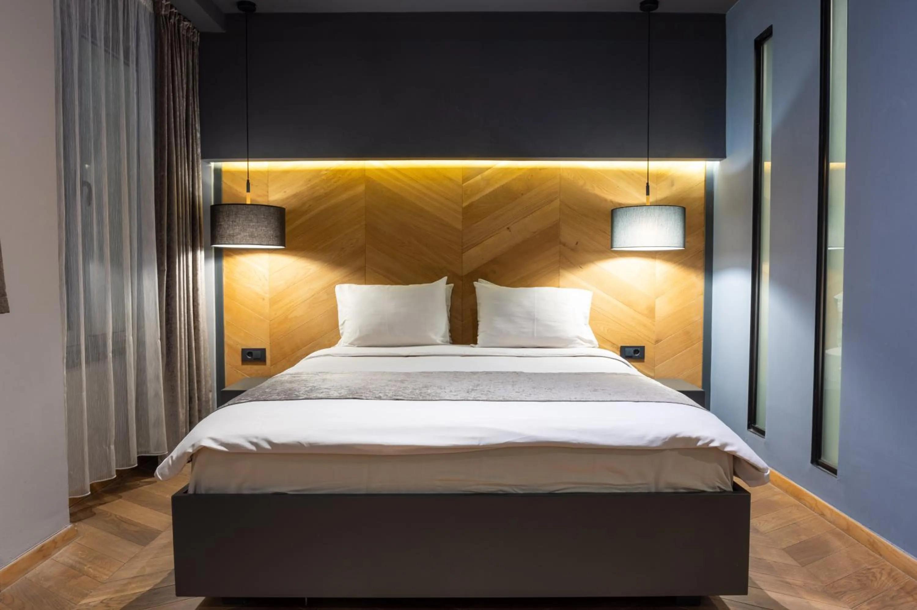 Bed in Hotel London B&B