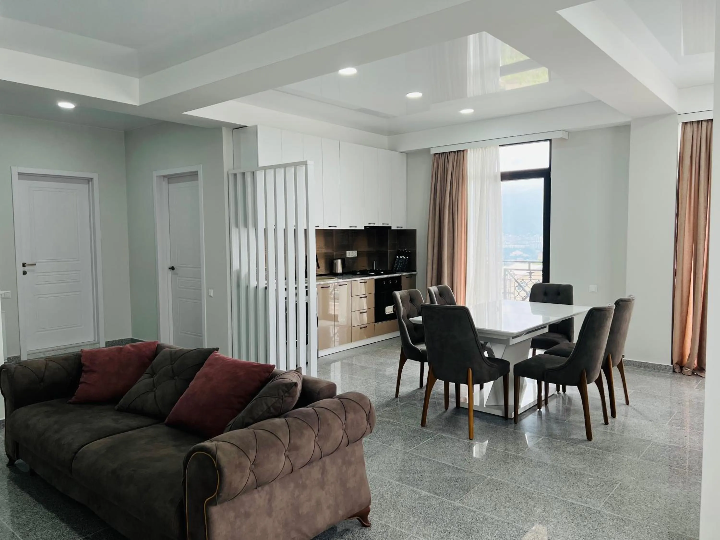 Living room in Panorama Hills Apart-Hotel