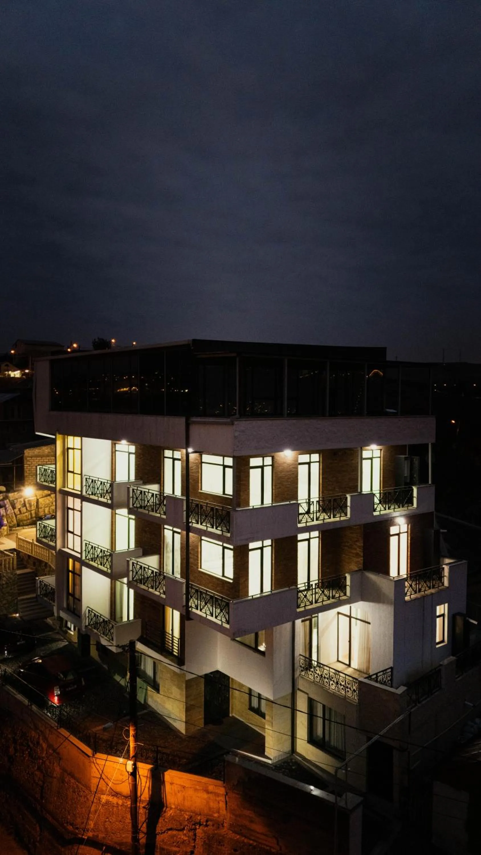 Property building in Panorama Hills Apart-Hotel