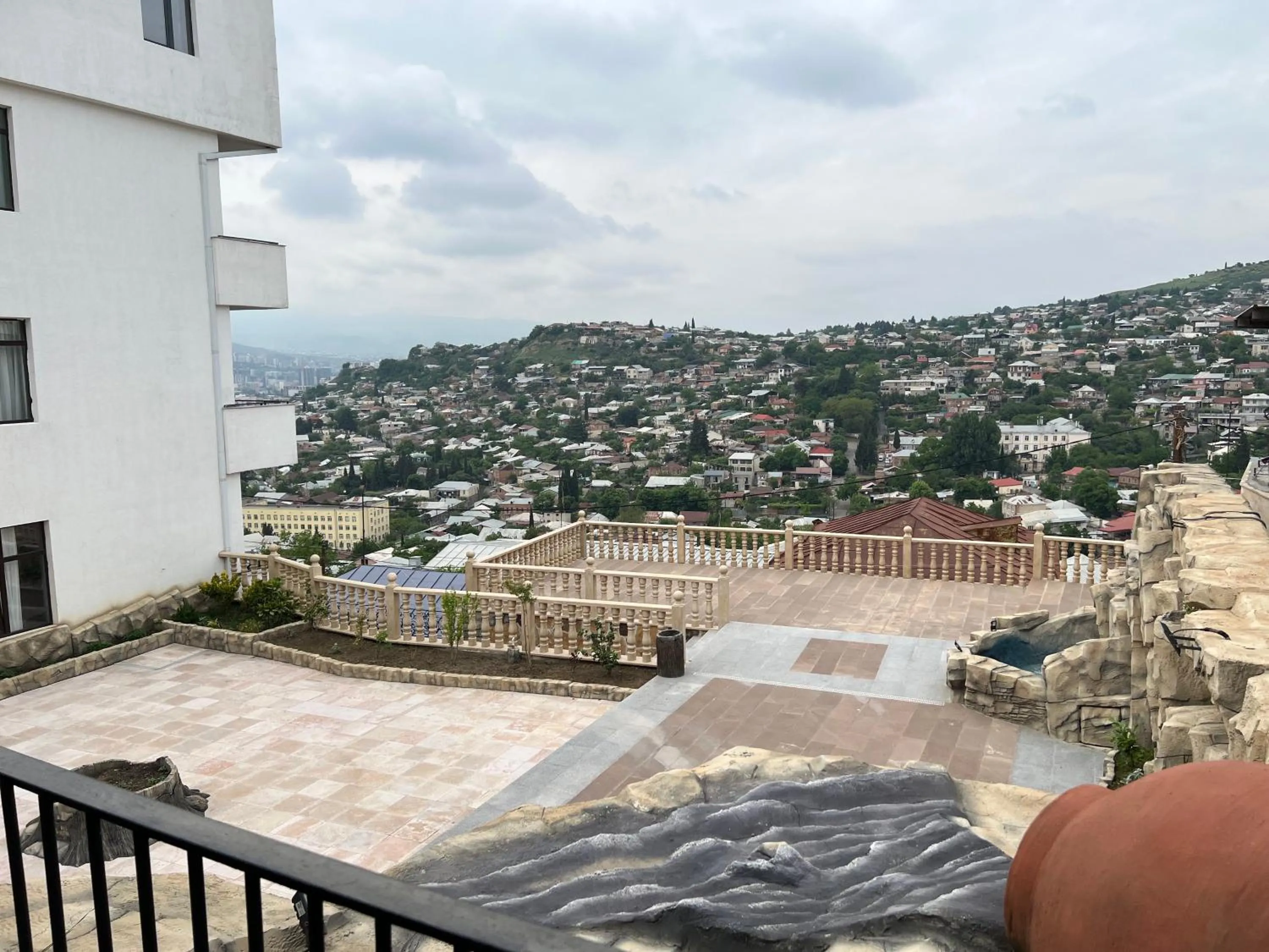 Property building in Panorama Hills Apart-Hotel