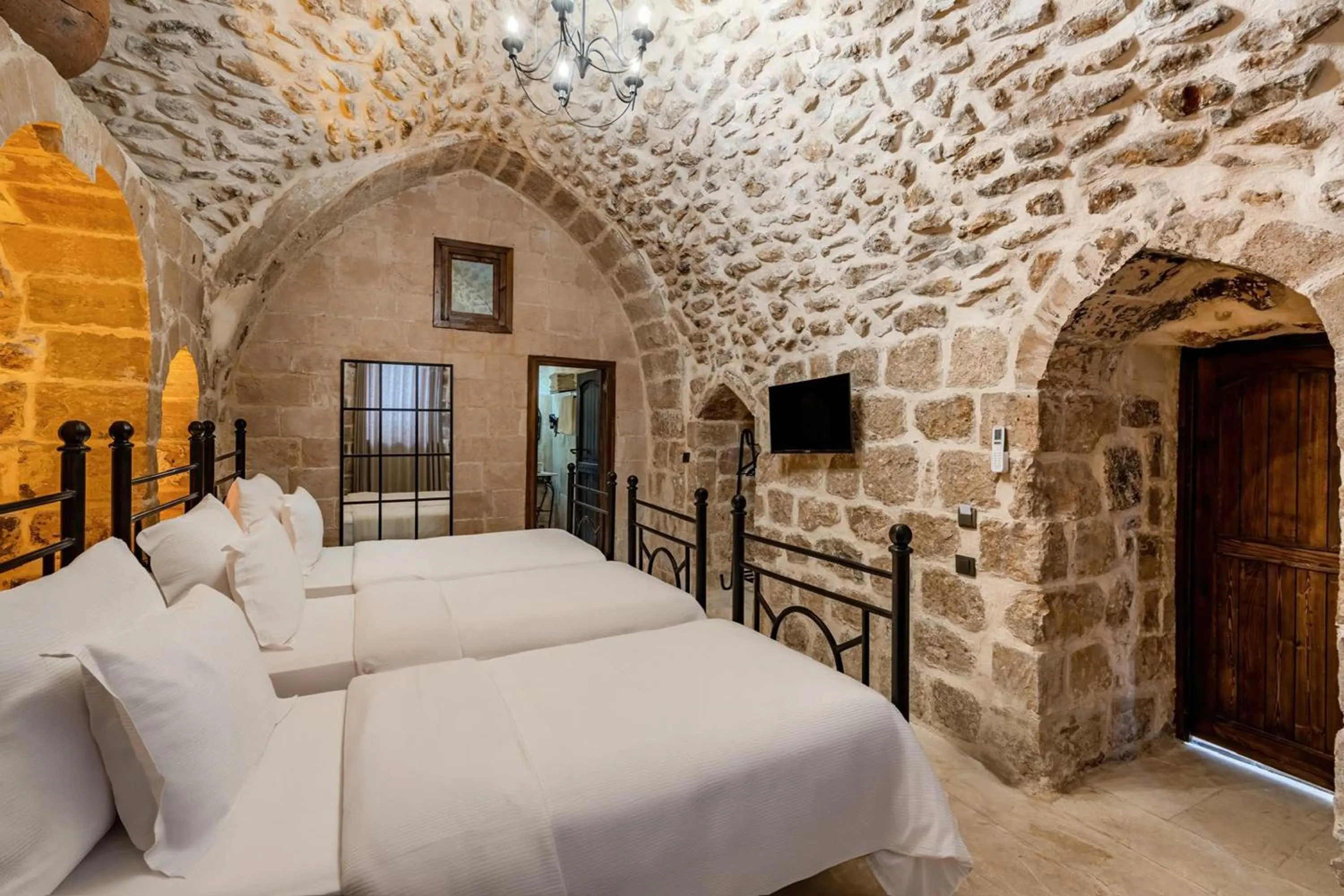 Bed in Maran House Mardin