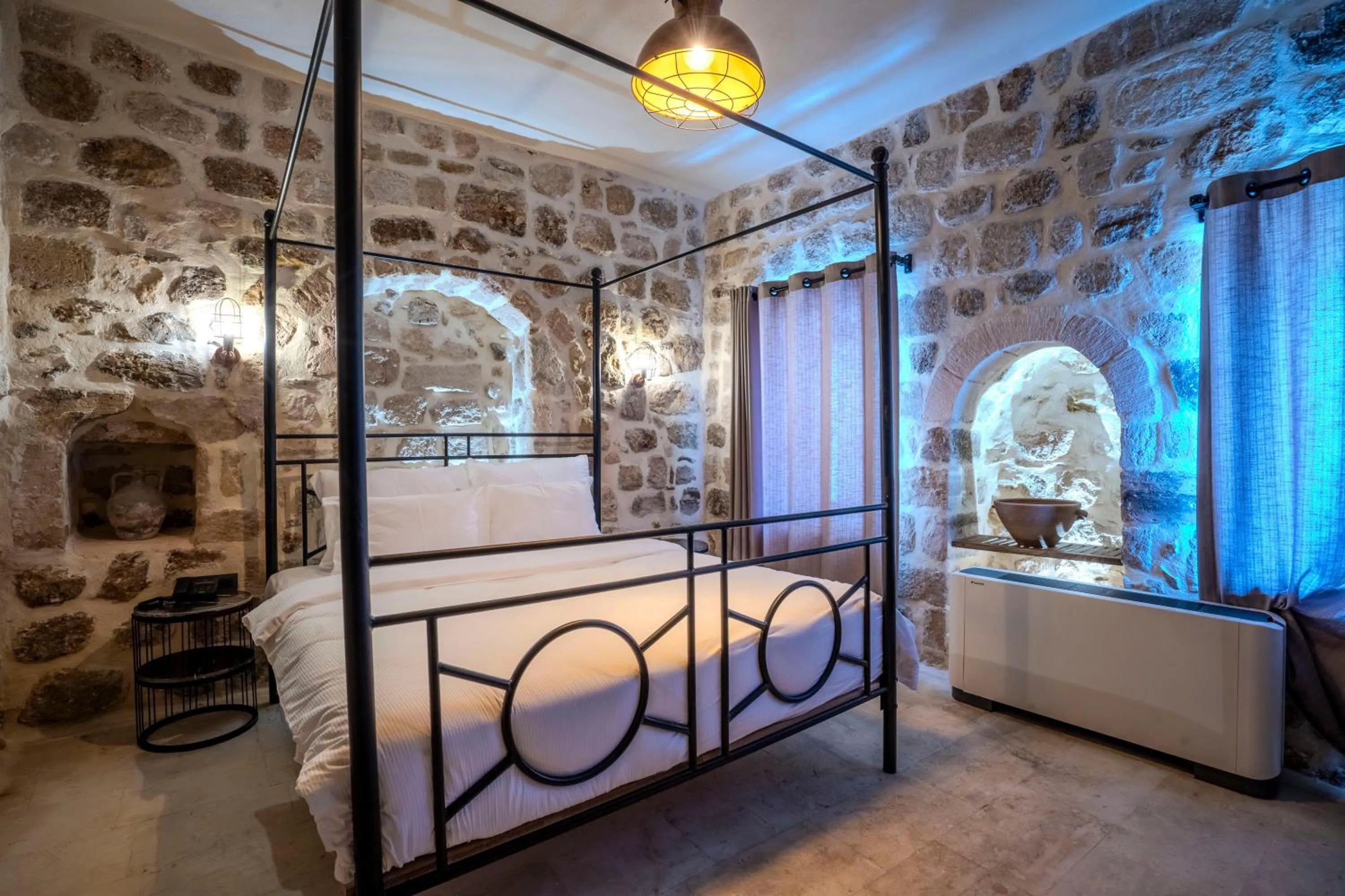 Bed in Maran House Mardin