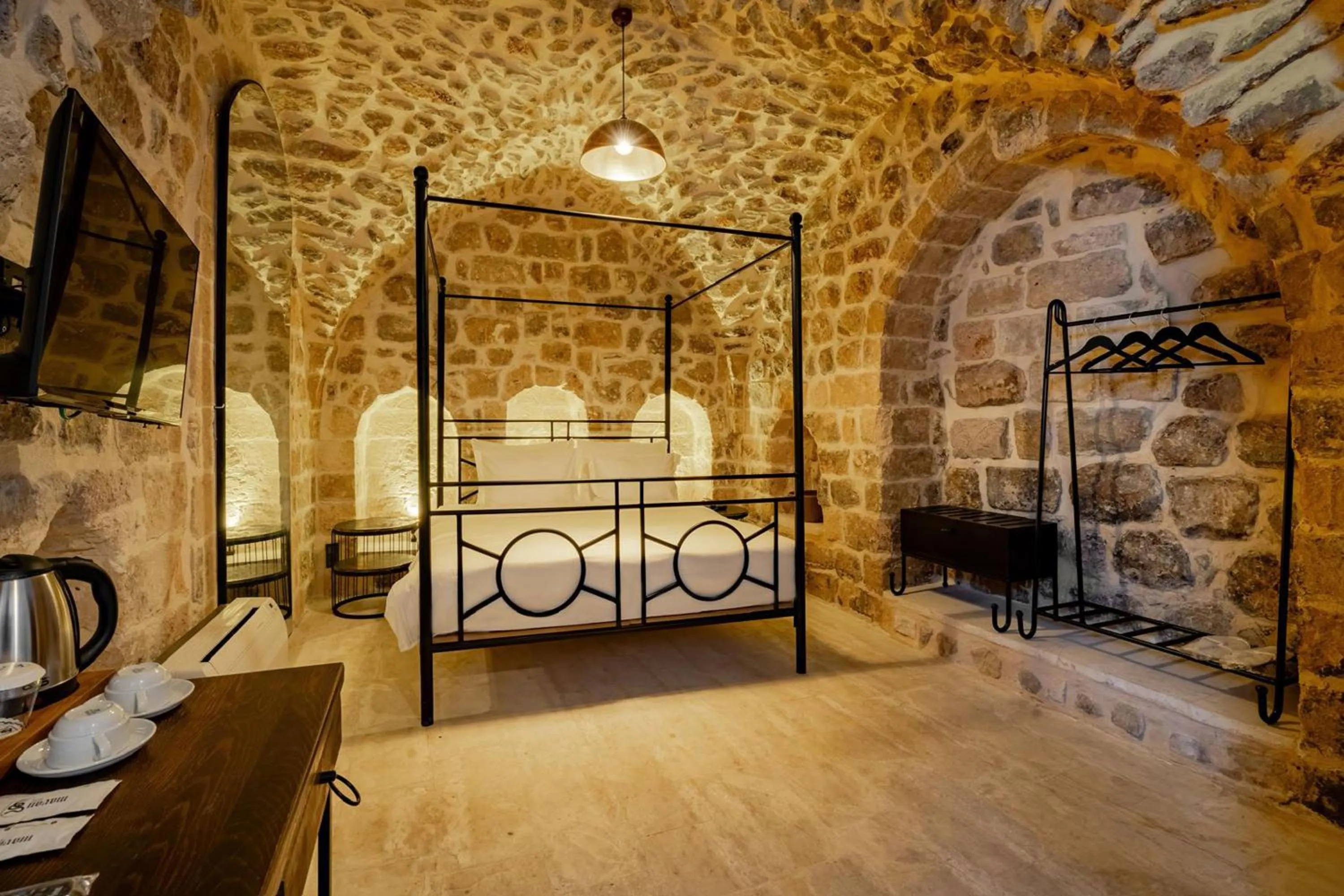 Bed in Maran House Mardin