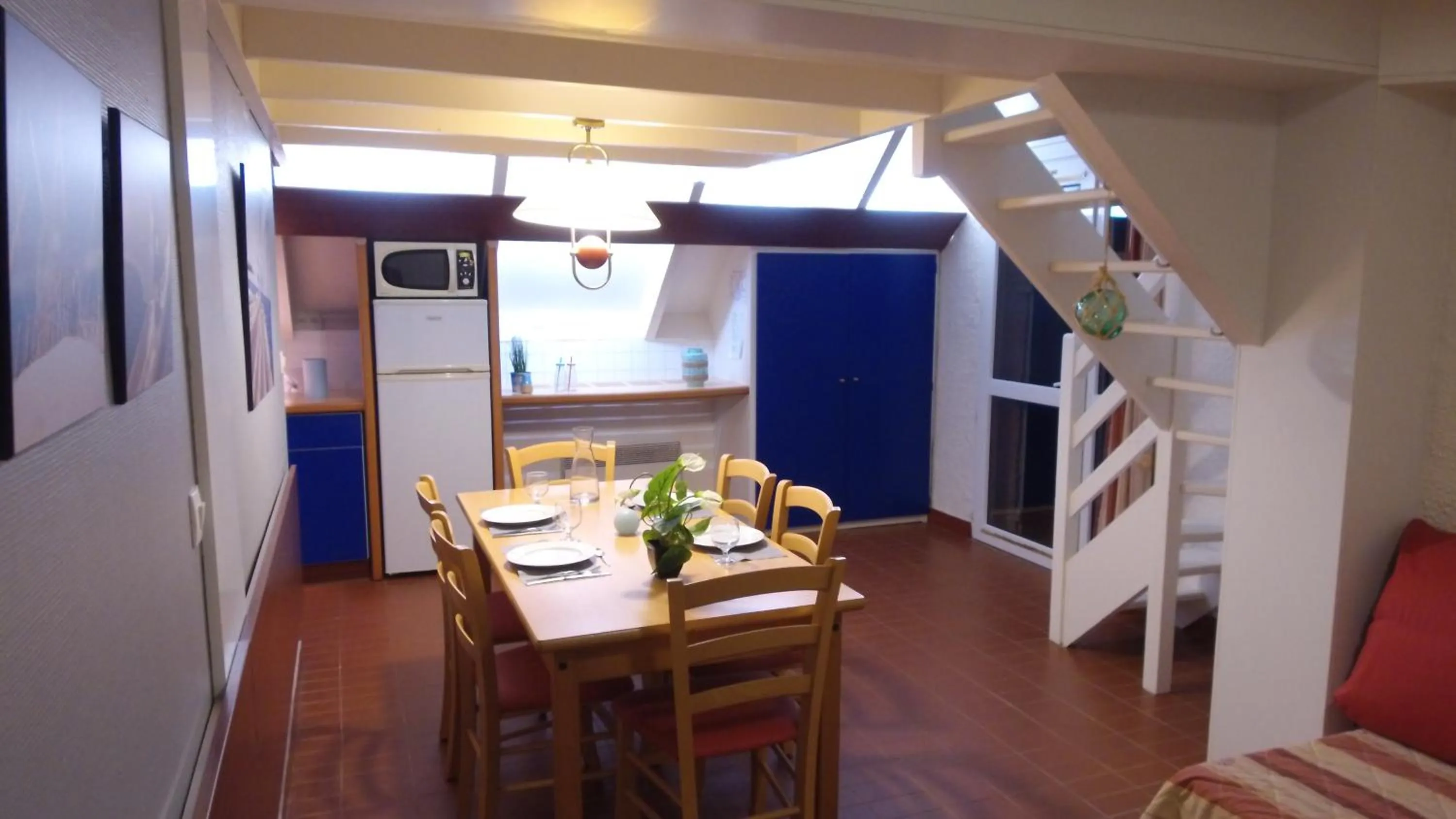 Kitchen or kitchenette in VVF Belle-Île-en-Mer