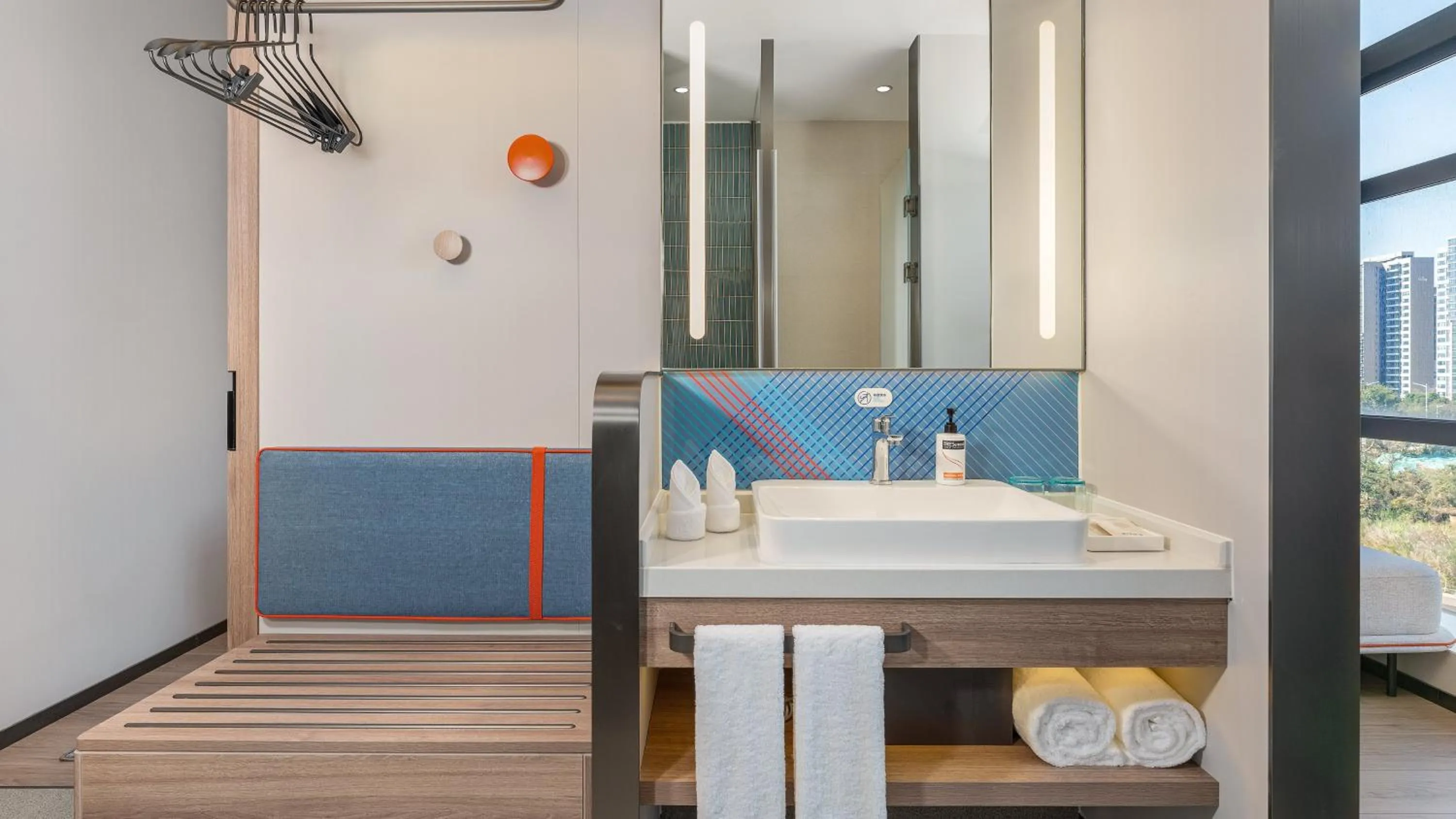 Bathroom in Holiday Inn Express Guangzhou University Town