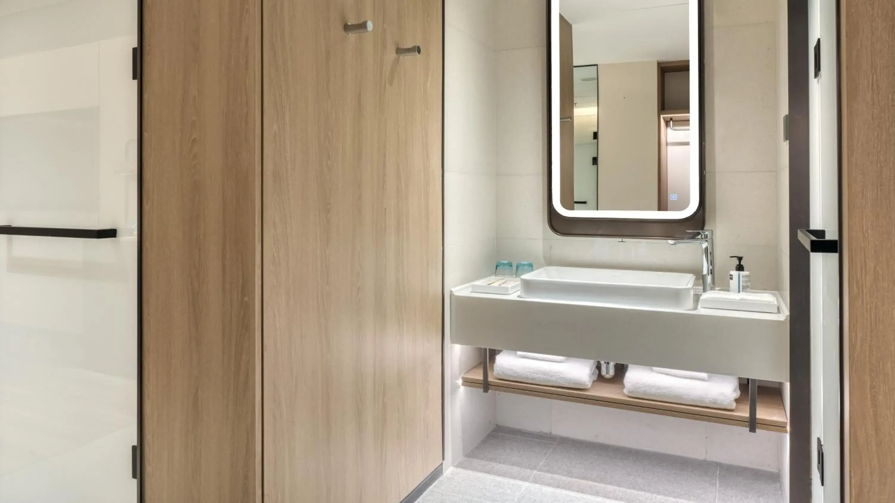 Standard Room in Holiday Inn Express Rugao City Center, an IHG Hotel Standard Room in Holiday Inn Express Rugao City Center, an IHG Hotel