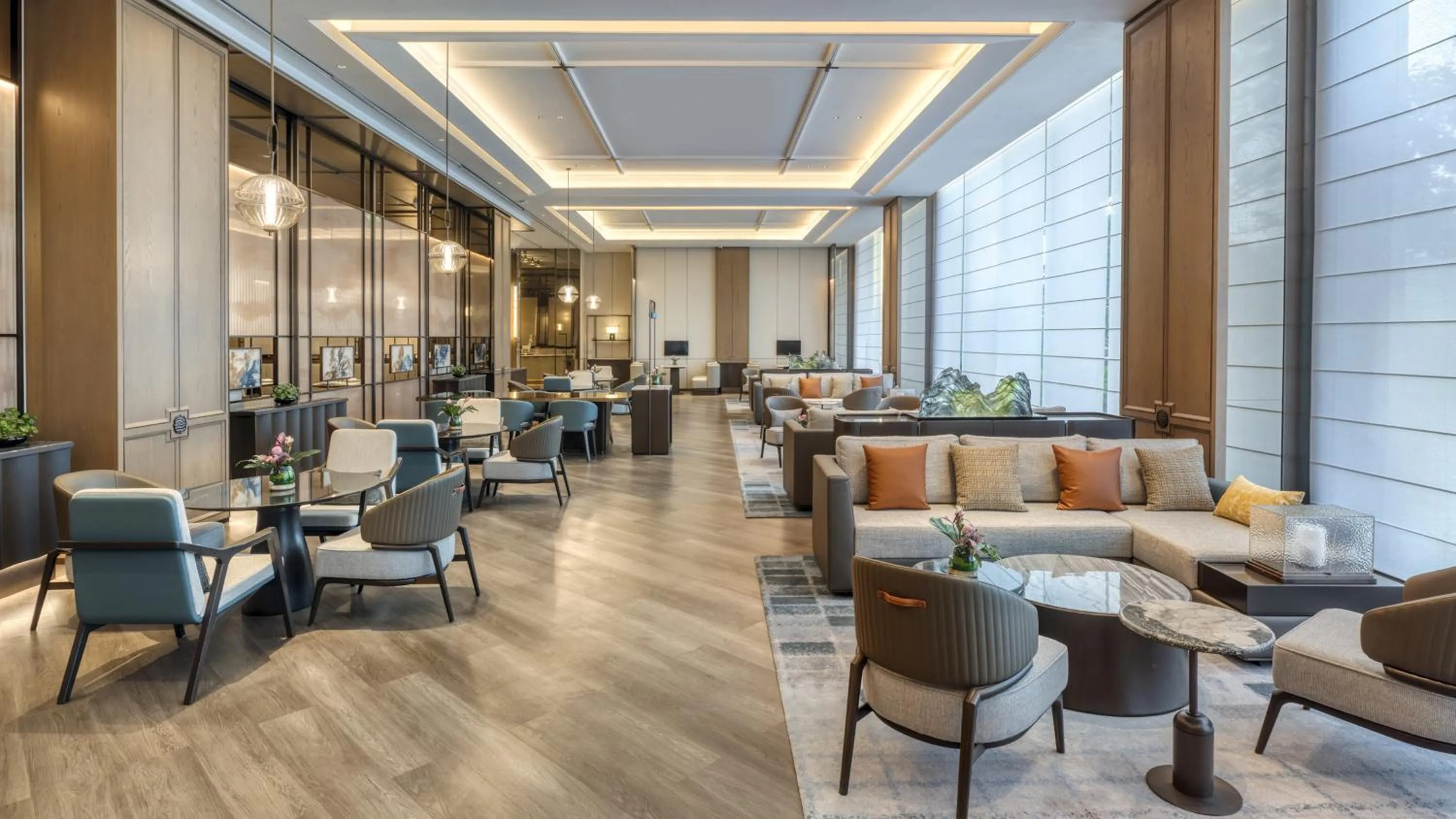 Lounge or bar in Holiday Inn Express Rugao City Center, an IHG Hotel