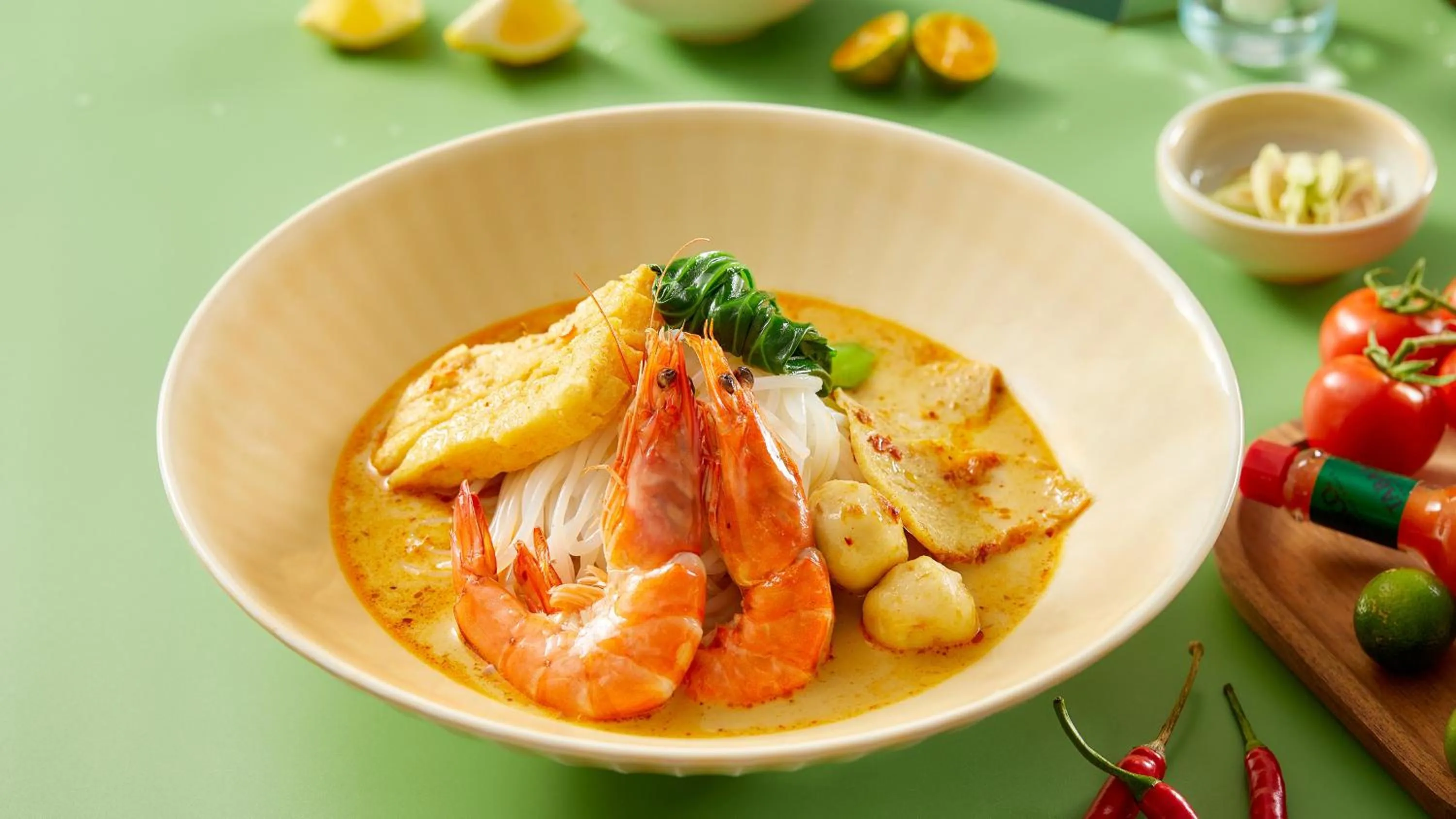 Bedroom in Holiday Inn Shanghai Pudong Airport, an IHG Hotel