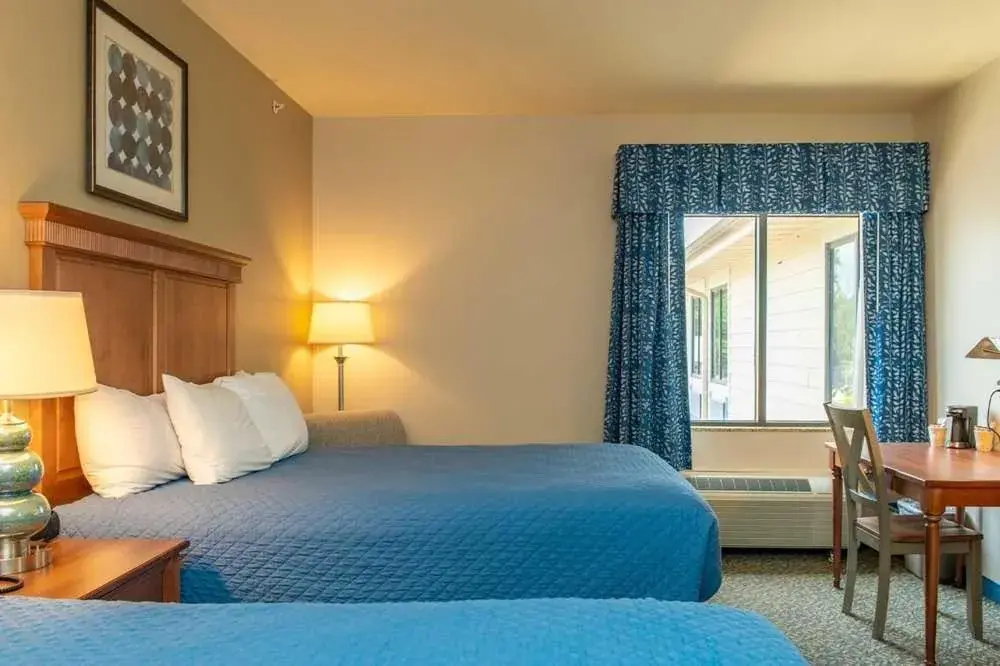 Double Room in Port of Kimberling Resort & Campground Double Room in Port of Kimberling Resort & Campground