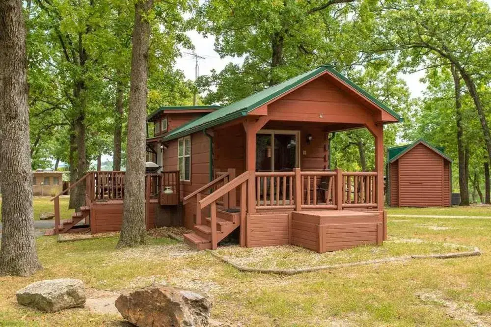 Family Bungalow in Port of Kimberling Resort & Campground Family Bungalow in Port of Kimberling Resort & Campground
