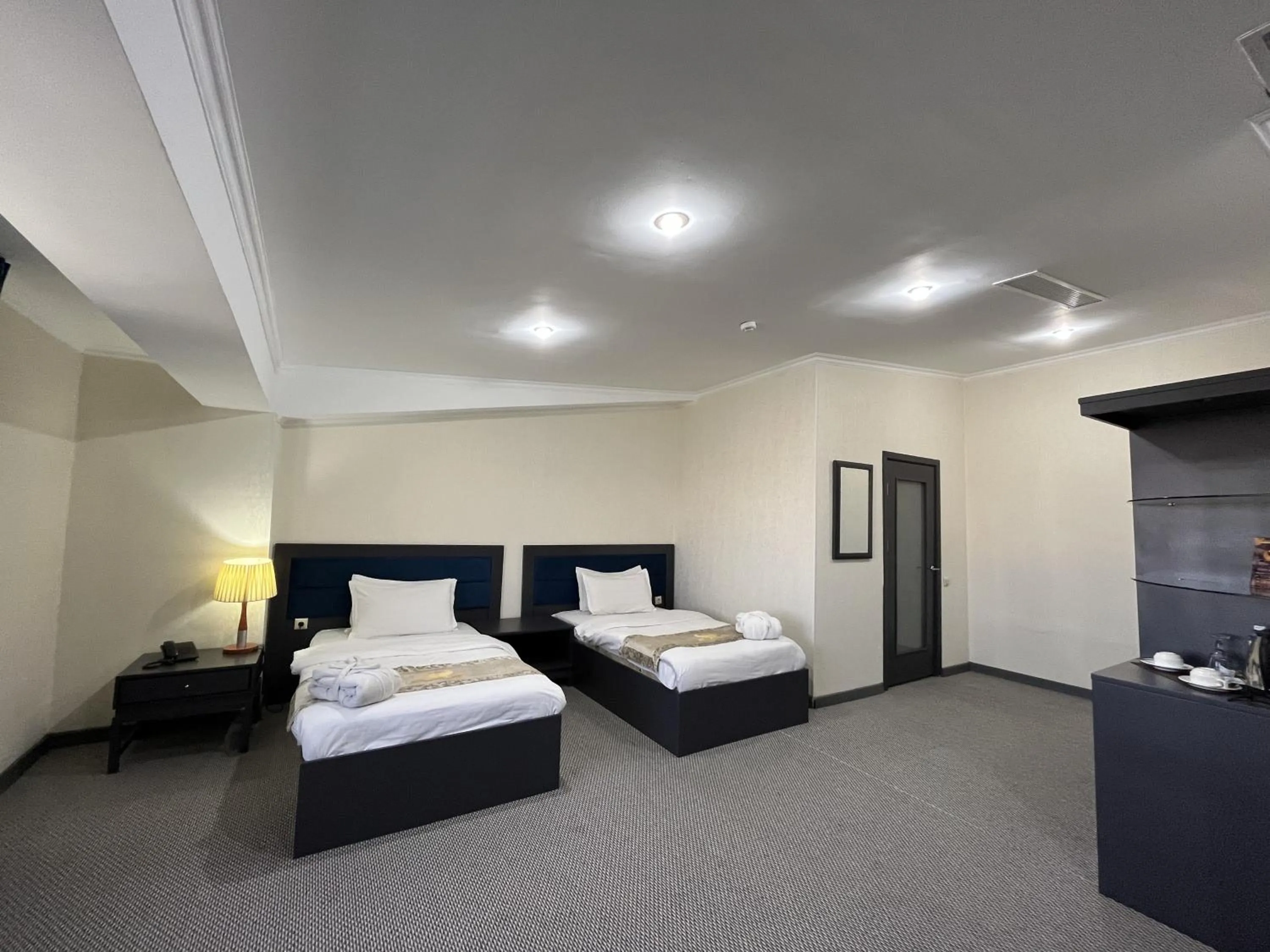 Photo of the whole room in Almaty Grand Erbil Hotel