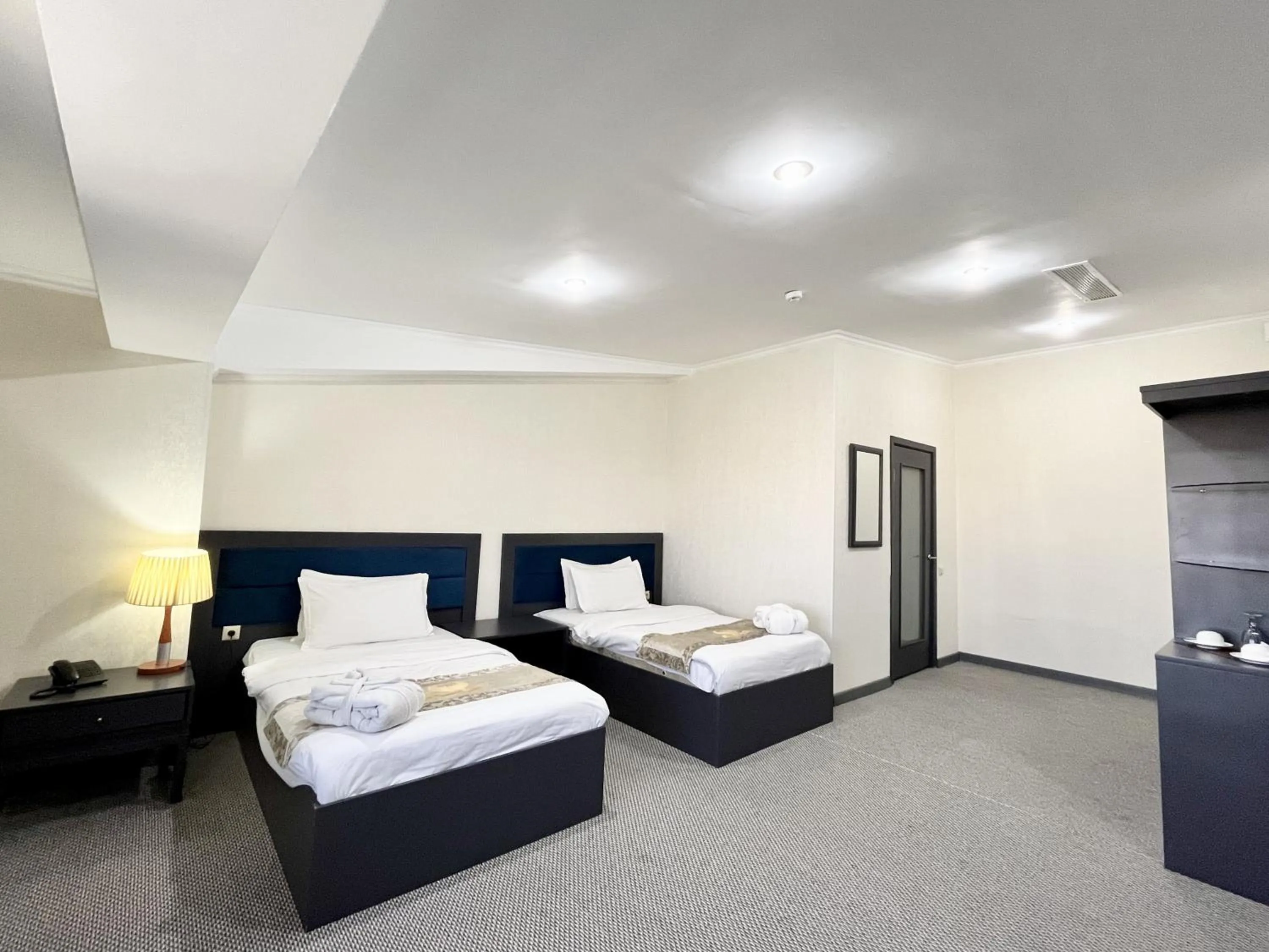 Photo of the whole room in Almaty Grand Erbil Hotel