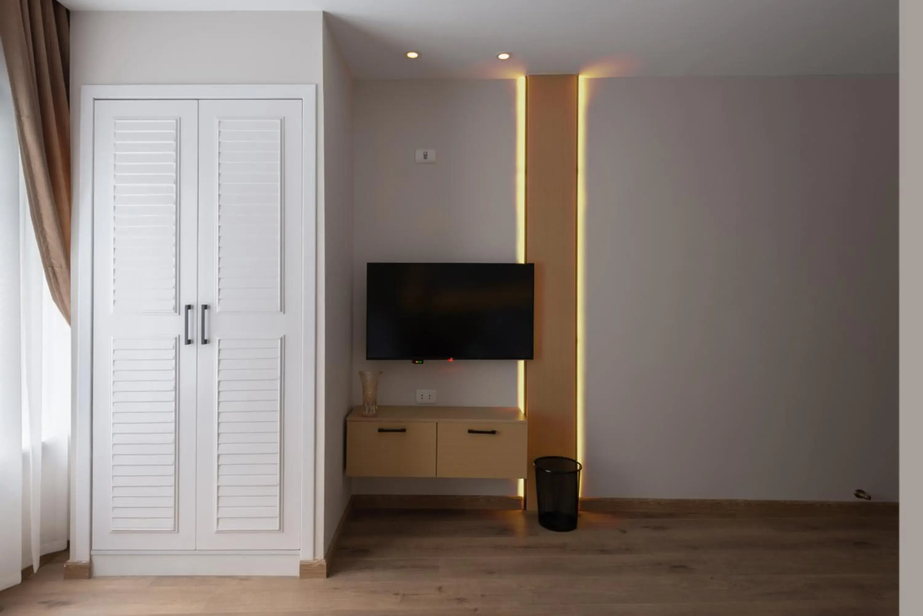 Twin Room in Elegance Grand City Hotel Twin Room in Elegance Grand City Hotel