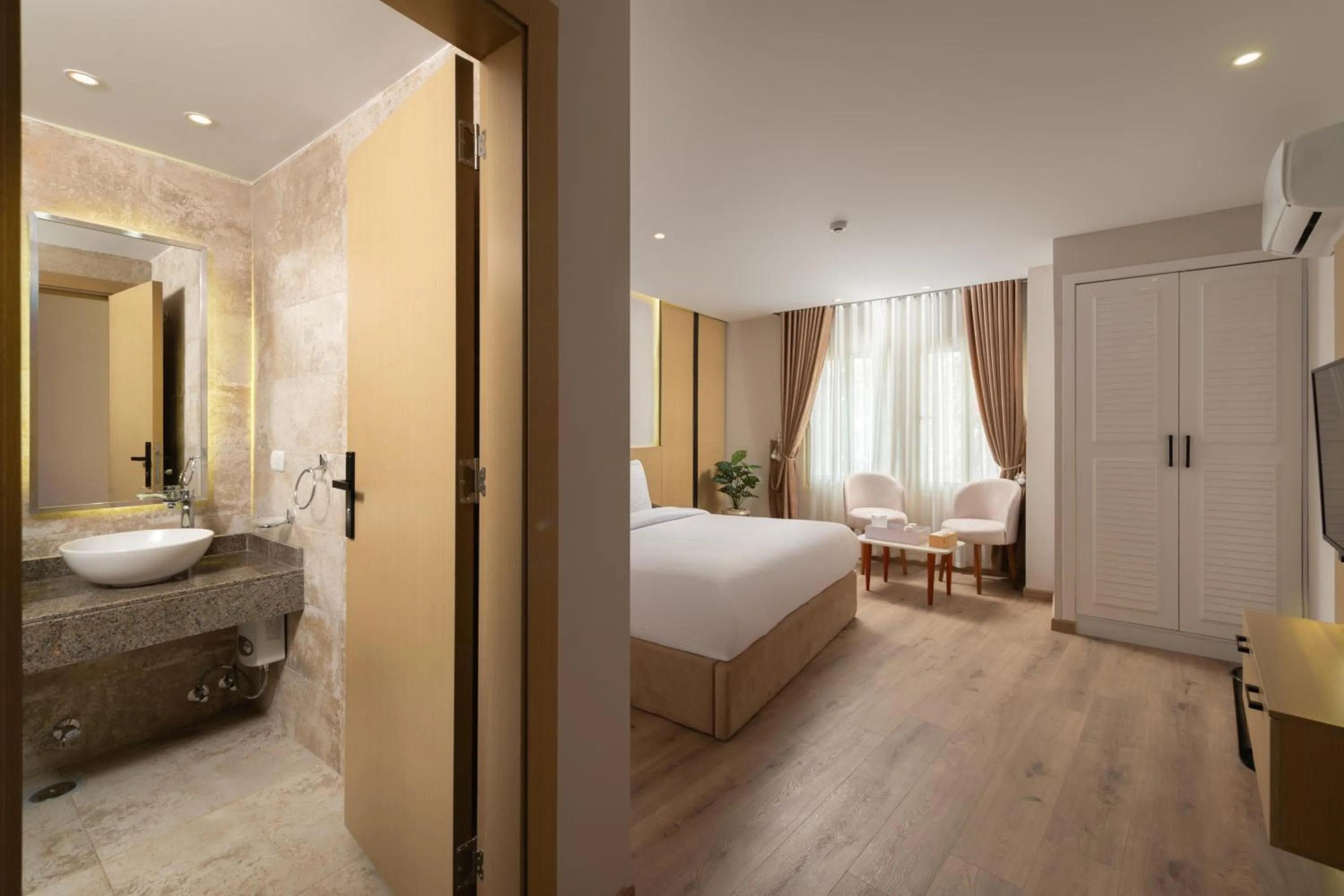 Photo of the whole room, Bed in Elegance Grand City Hotel